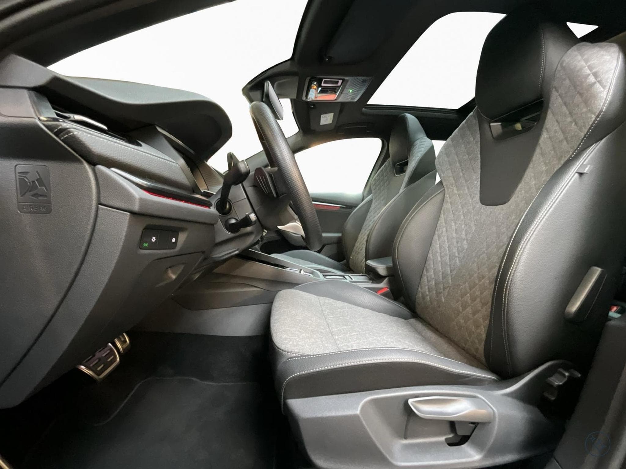 Skoda Octavia Sportline+DSG+P.Assisted+LM18+AHK+P.Comfort+P.Sport+Pano+ (2025) - Photo 11