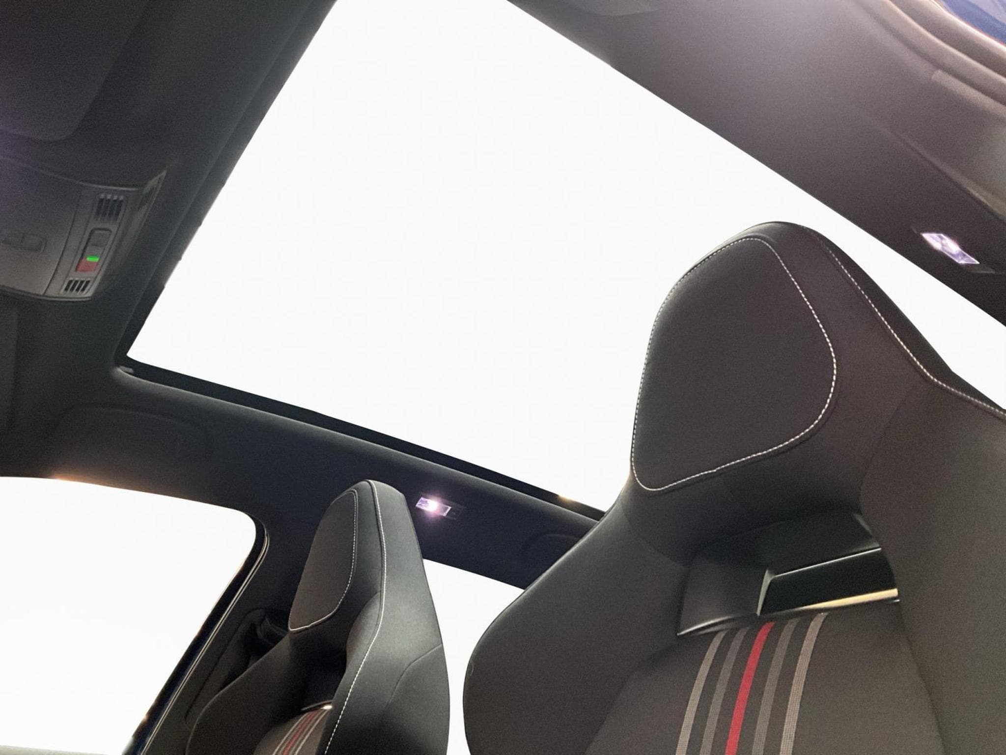 Skoda Kamiq Monte-Carlo+DSG+P.Ass.-Drive+LED (2025) - Photo 17