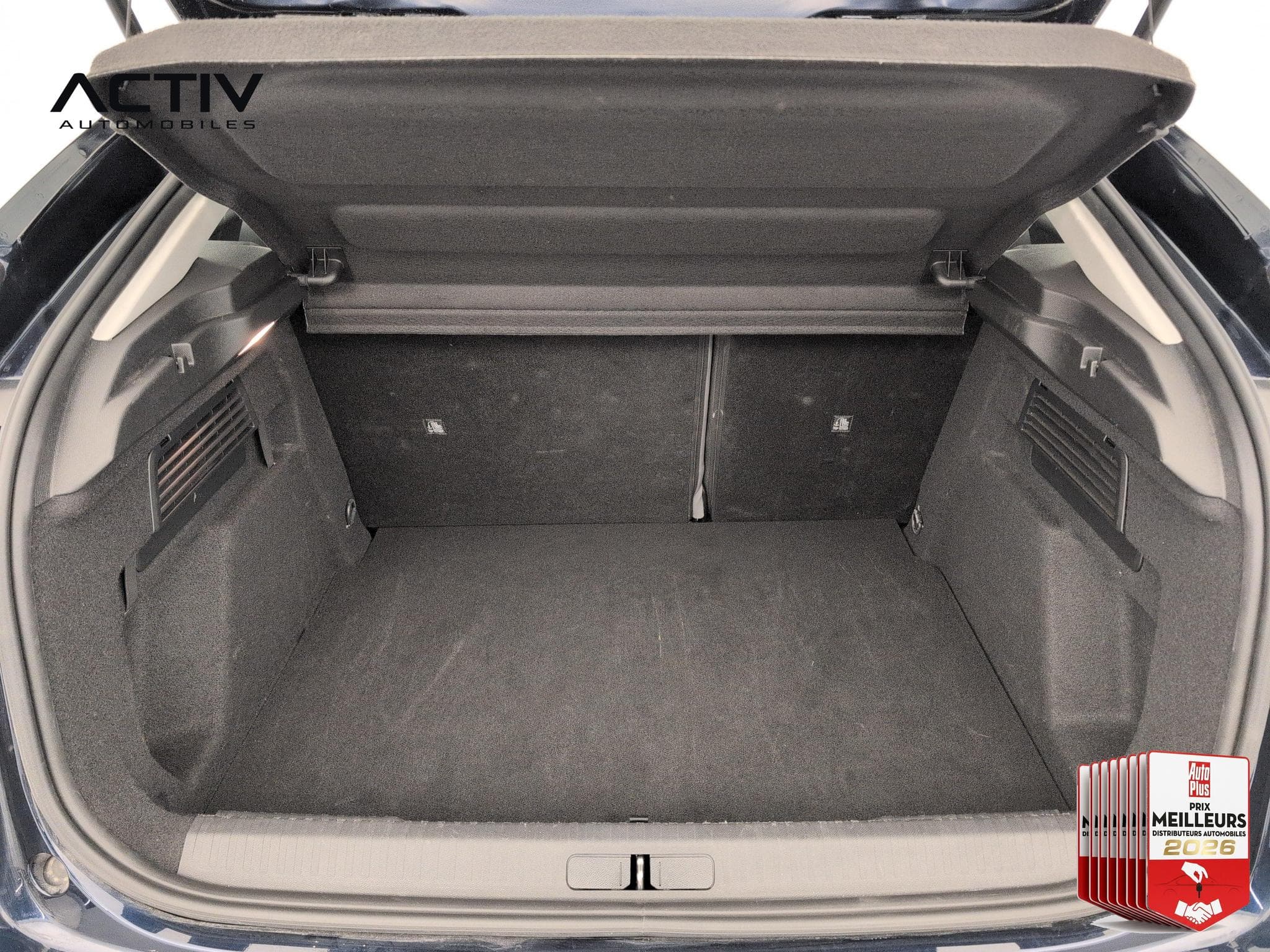 Citroën C4 Hybride 145 ch e-DCS6 Plus (2025) - Photo 19