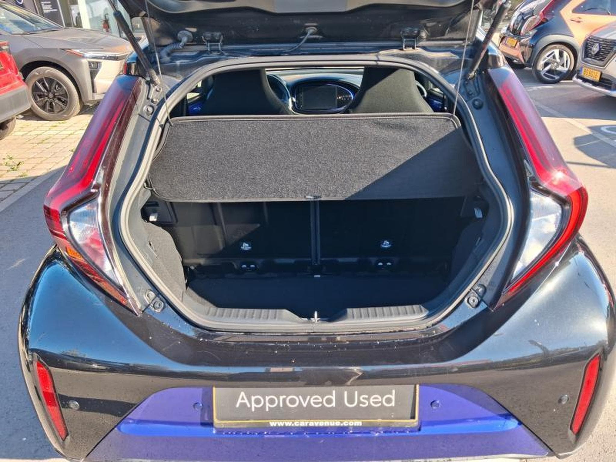 Toyota Aygo Envy (2023) - Foto 11