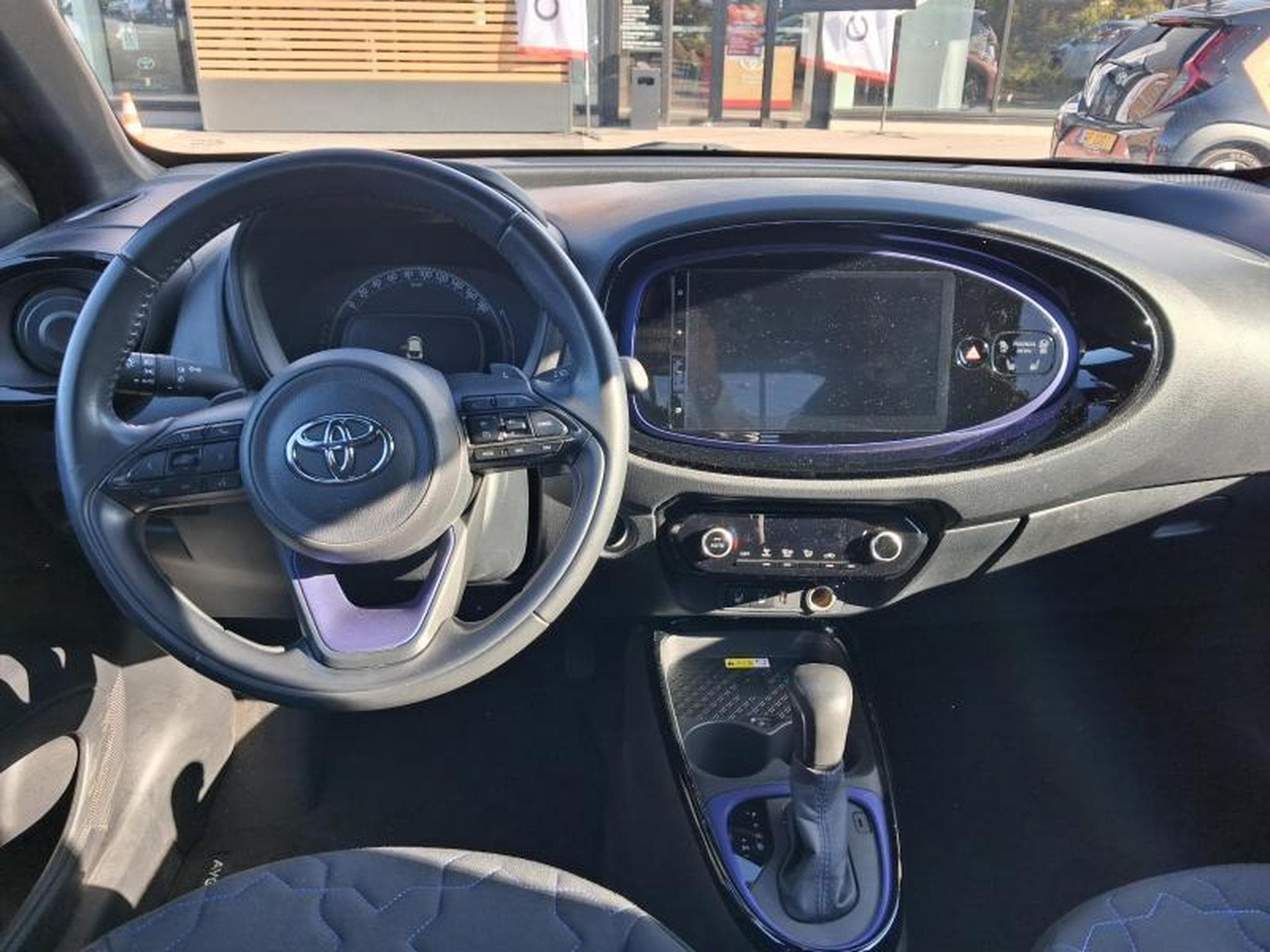 Toyota Aygo Envy (2023) - Foto 12