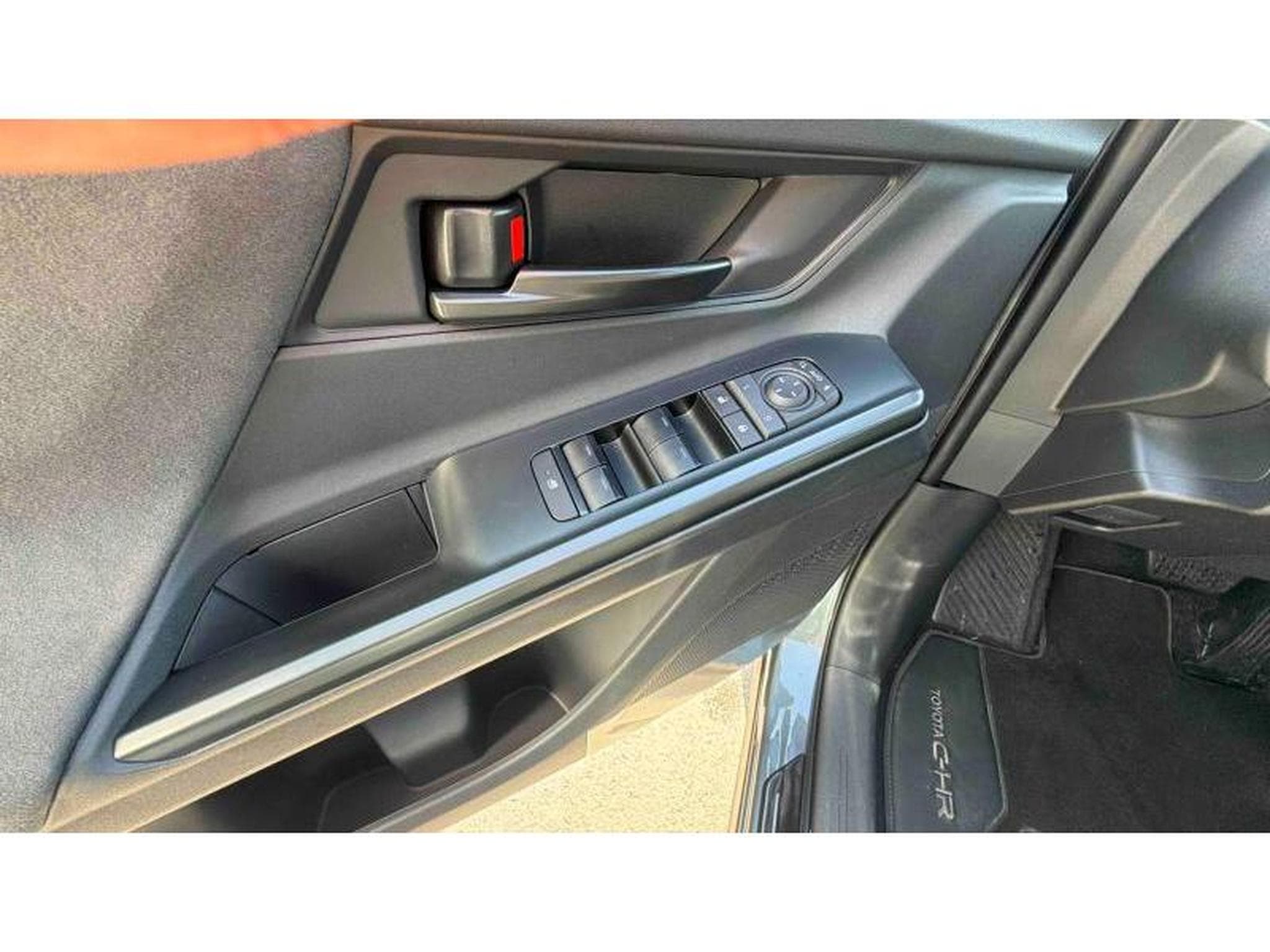 Toyota C-HR + & CH-R (2026) - Foto 20