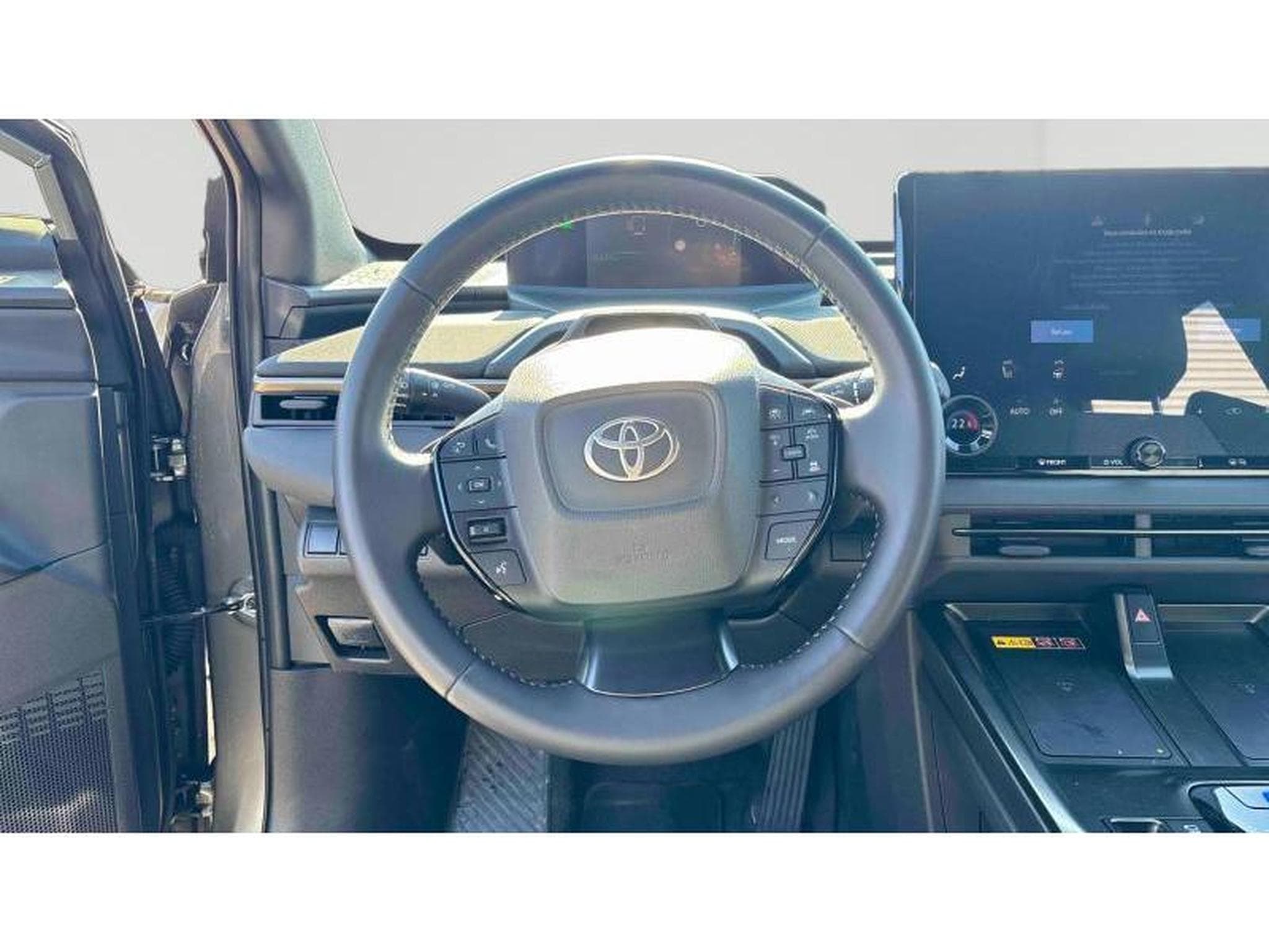 Toyota bZ4X Business (2026) - Foto 13