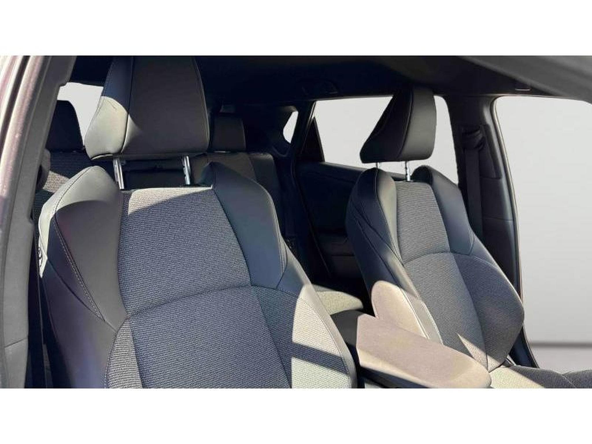 Toyota bZ4X Business (2026) - Foto 30
