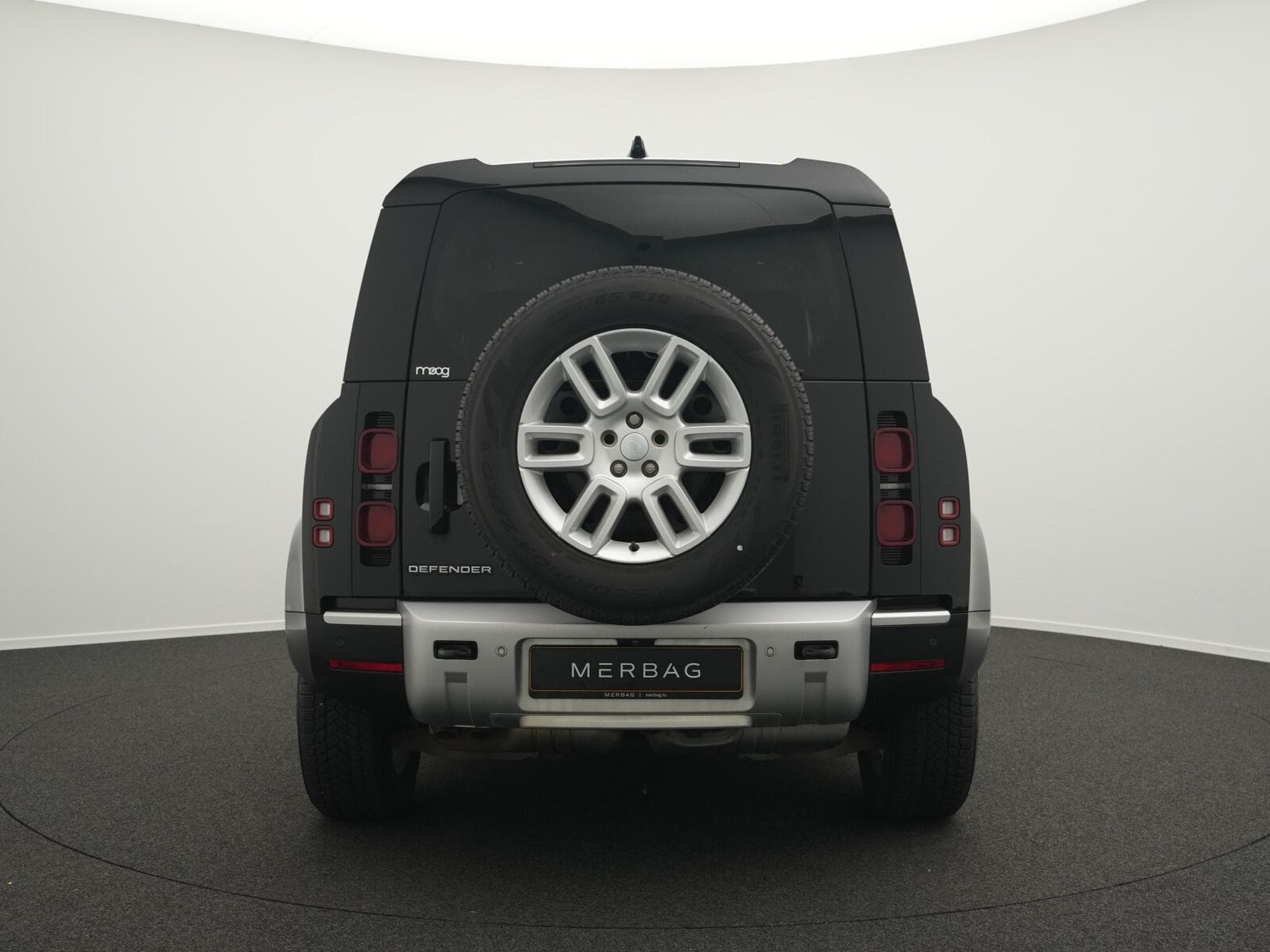 Land-Rover Defender 110 3.0 D250 Mild-Hybrid S (2024) - Photo 4