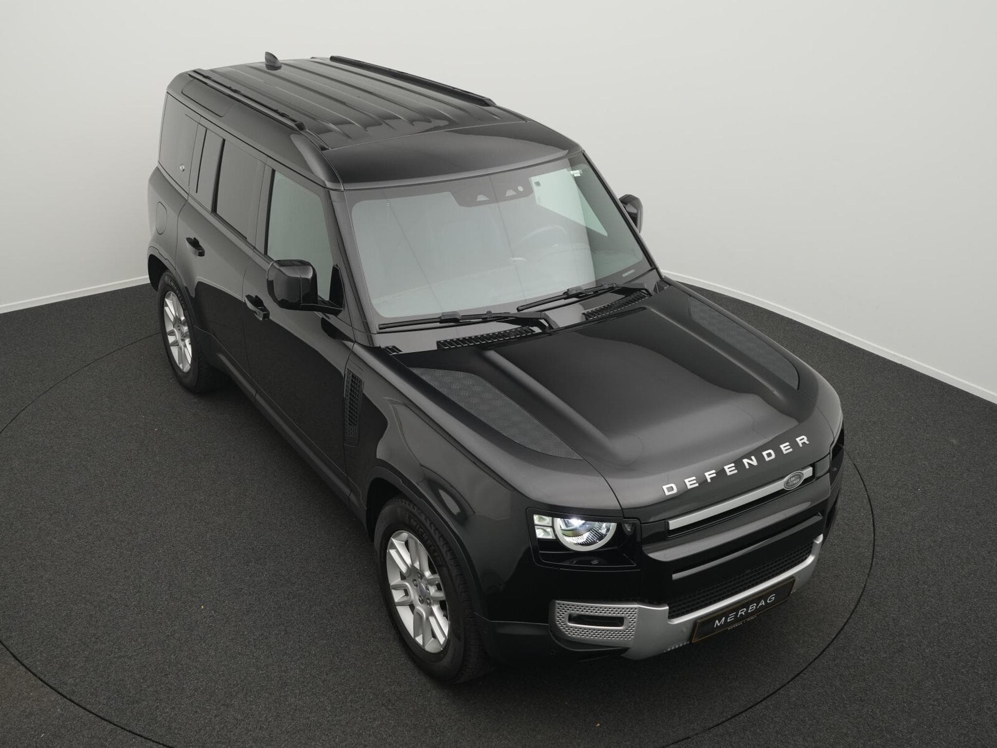 Land-Rover Defender 110 3.0 D250 Mild-Hybrid S (2024) - Photo 12