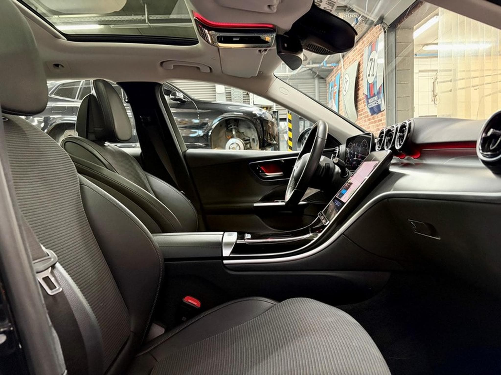 Mercedes C 200 C 200 Break 204cv Auto 4x4 AVANTGARDE (2022) - Foto 8