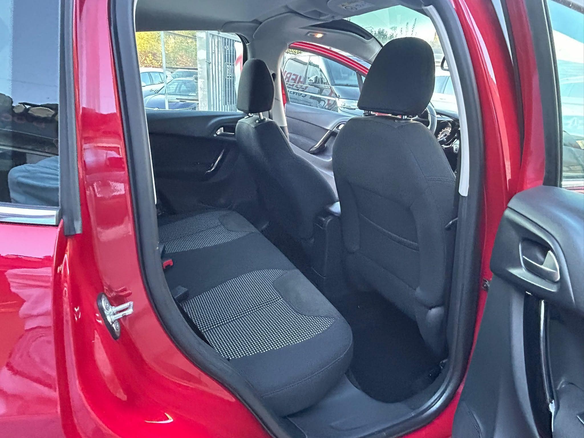 Citroën C3 1.6 i 120cv AUTOMATIQUE EXCLUSIVE 29.000KM REEL (2015) - Photo 14