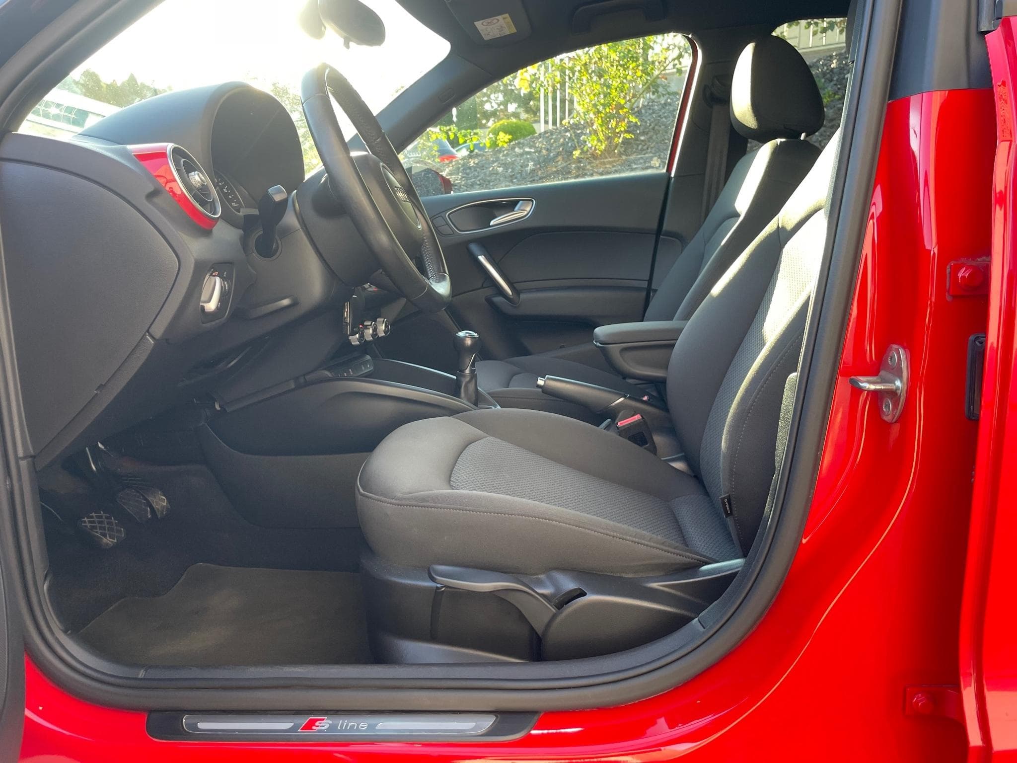 Audi A1 1.2 TFSI Sportback S-line (2014) - Photo 3