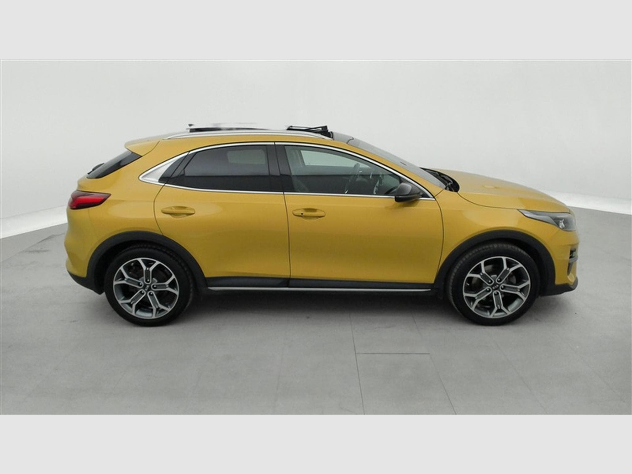 Kia XCeed 1.4 T-GDi sense ISG DCT à adapter (2020) - Photo 25