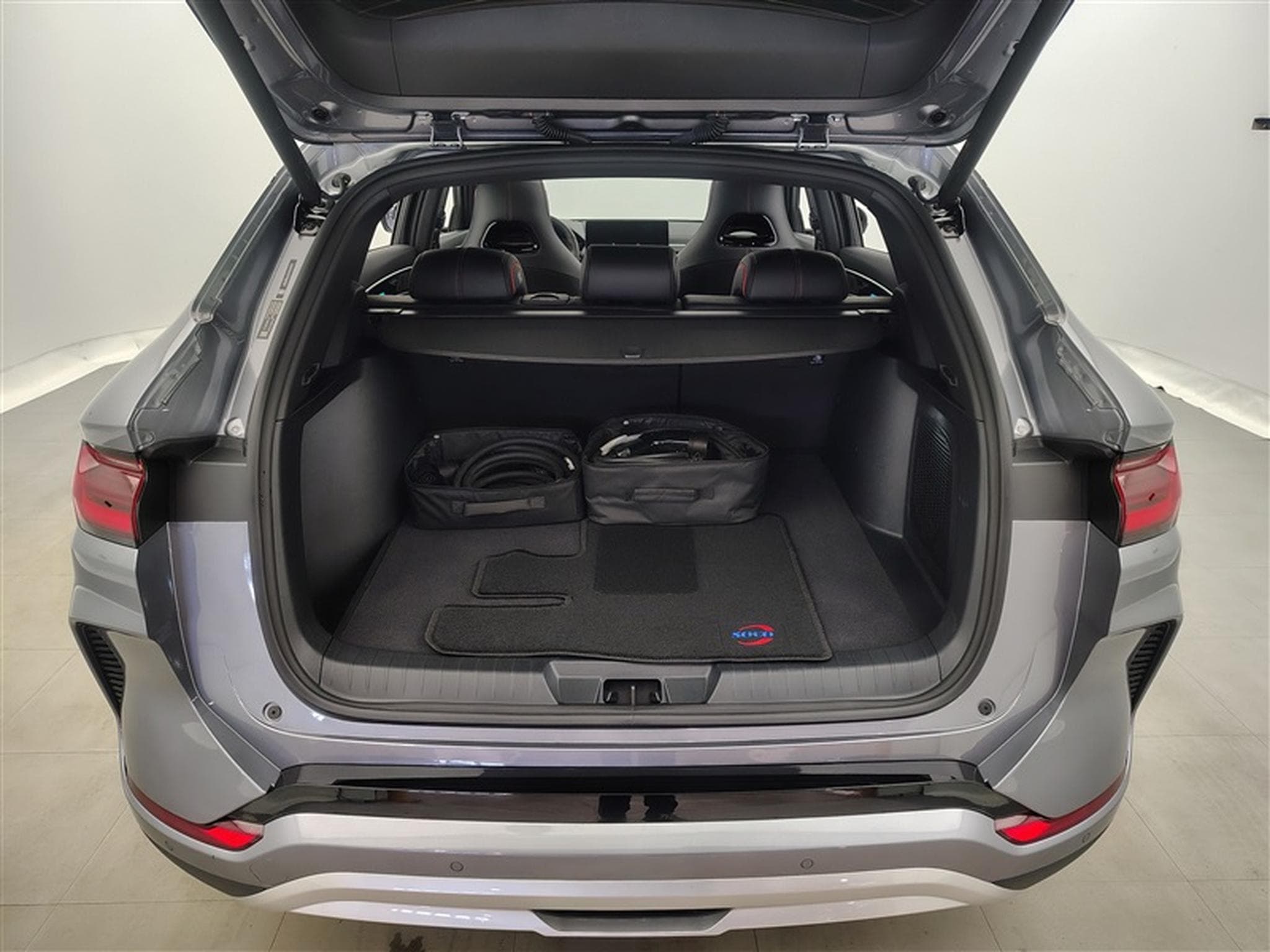 BYD Seal U 1.5 Turbo PHEV AWD Design (2026) - Photo 14