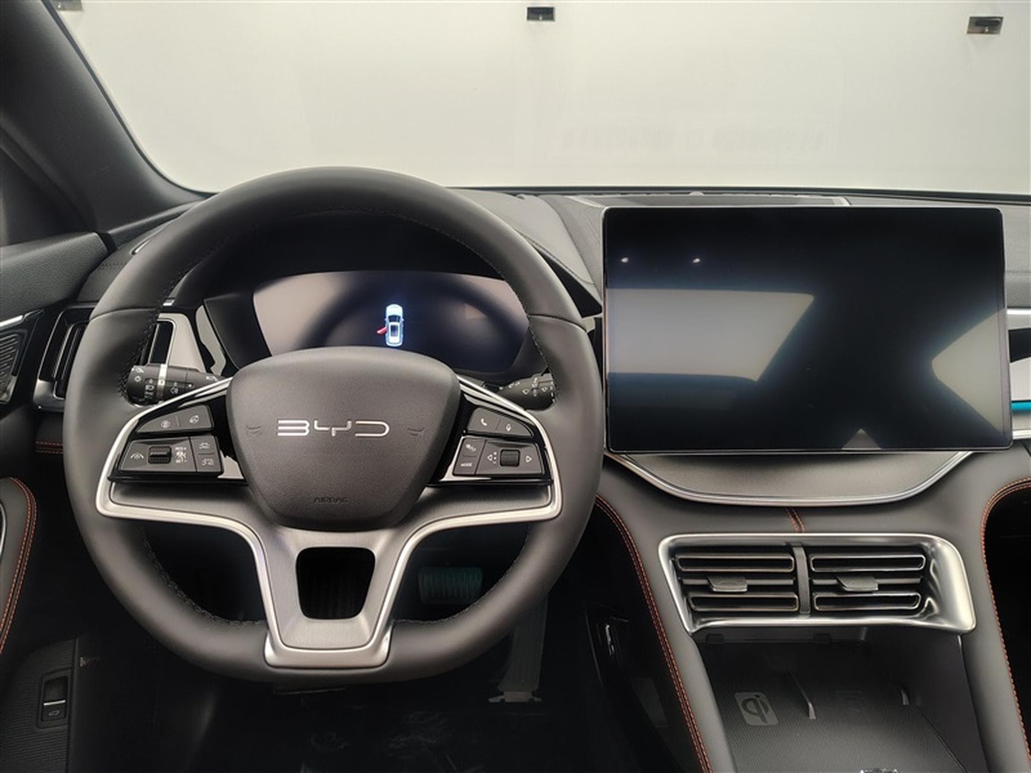 BYD Seal U 1.5 Turbo PHEV AWD Design (2026) - Photo 9
