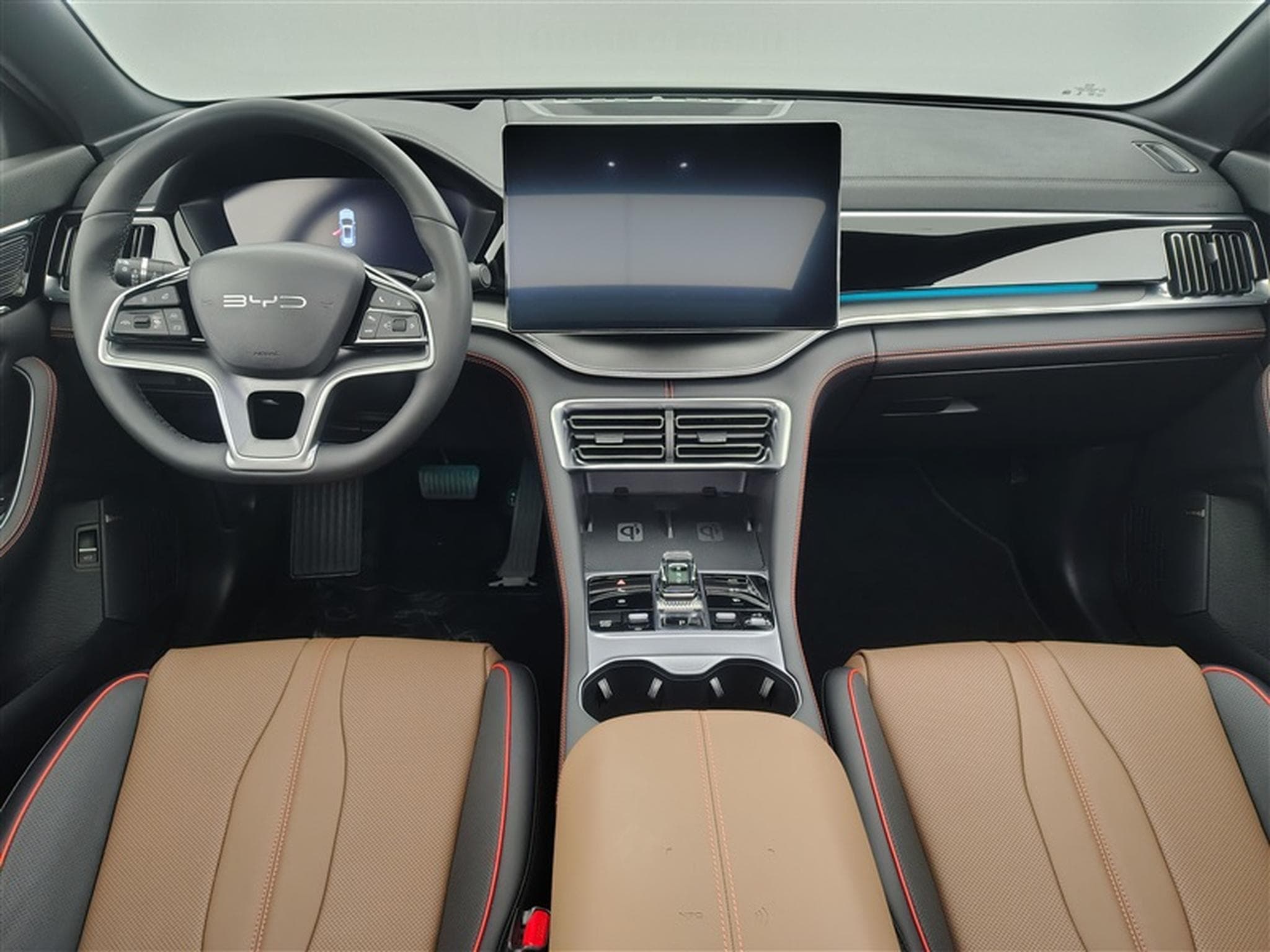 BYD Seal U 1.5 Turbo PHEV AWD Design (2026) - Photo 8