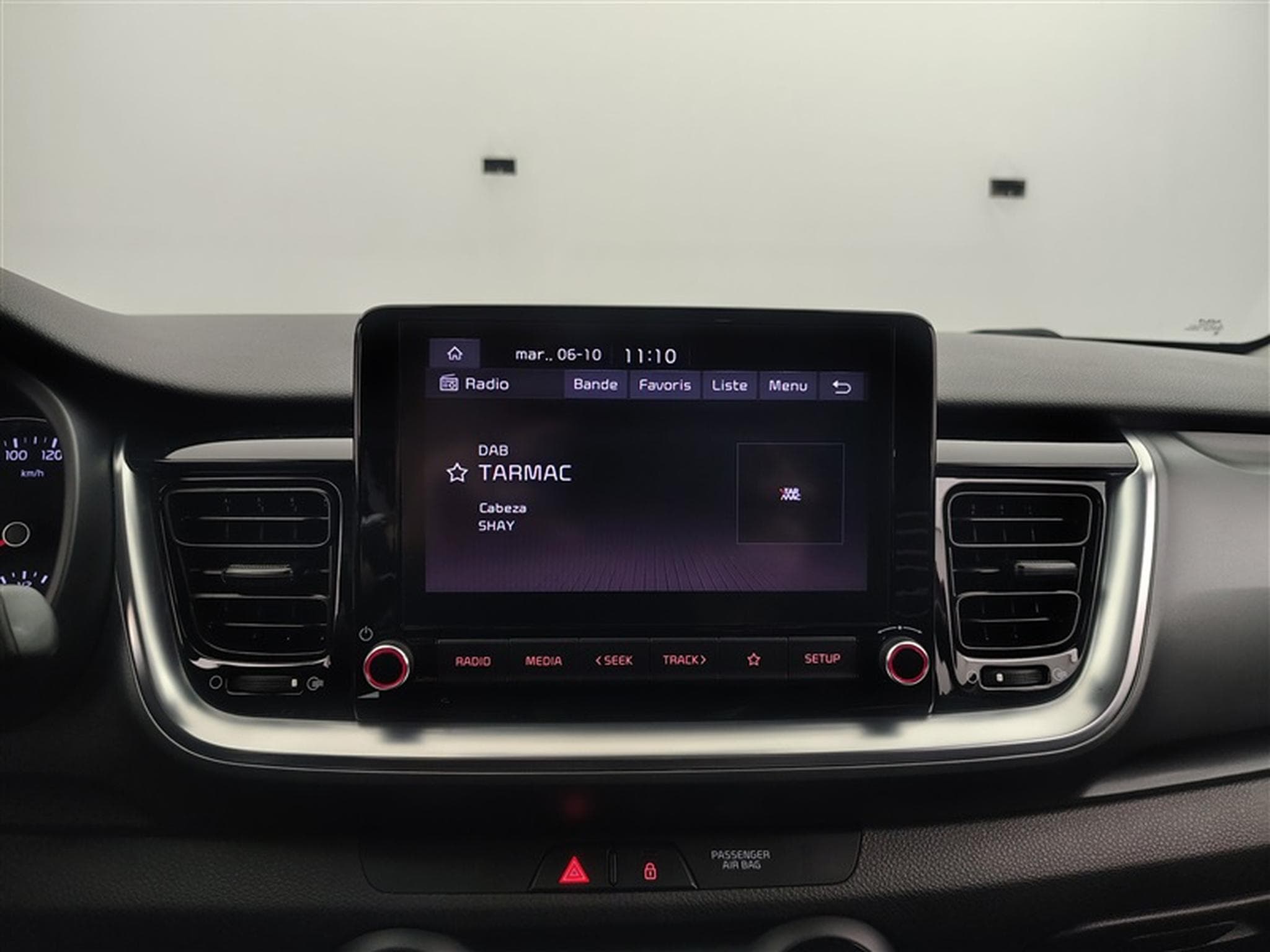 Kia Stonic 1.0 T Pure ISG DCT (2024) - Photo 11