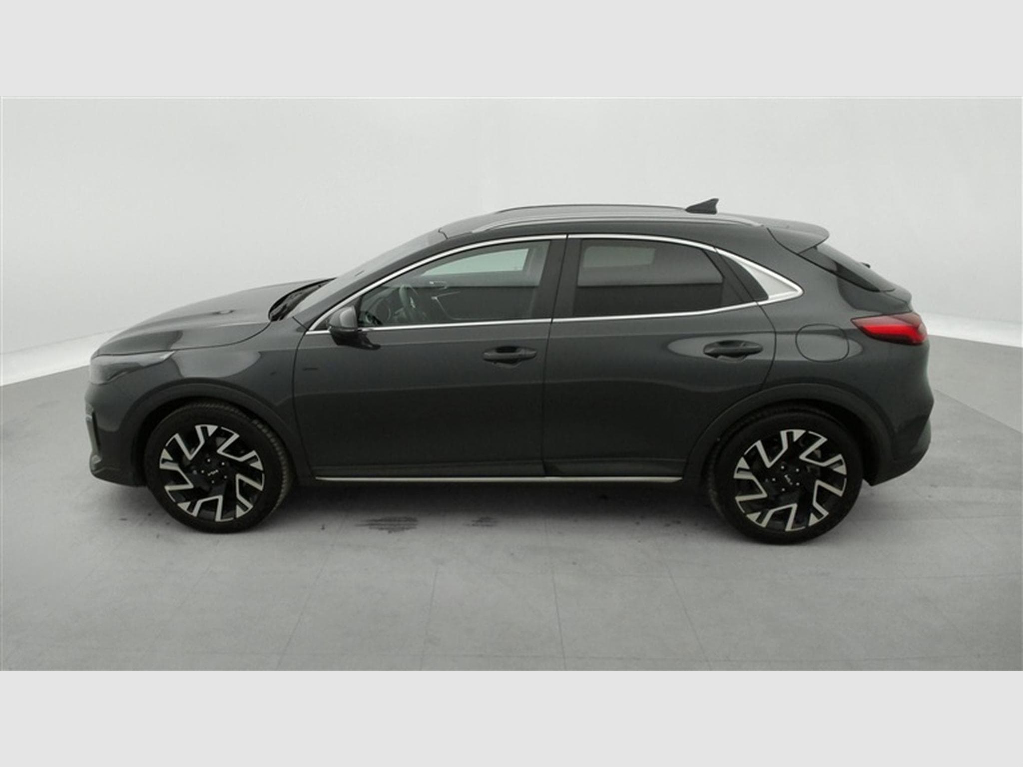 Kia XCeed XCeed 1.0 T-GDi Pulse ISG CAM/CARPLAY/KEYLESS (2025) - Photo 3