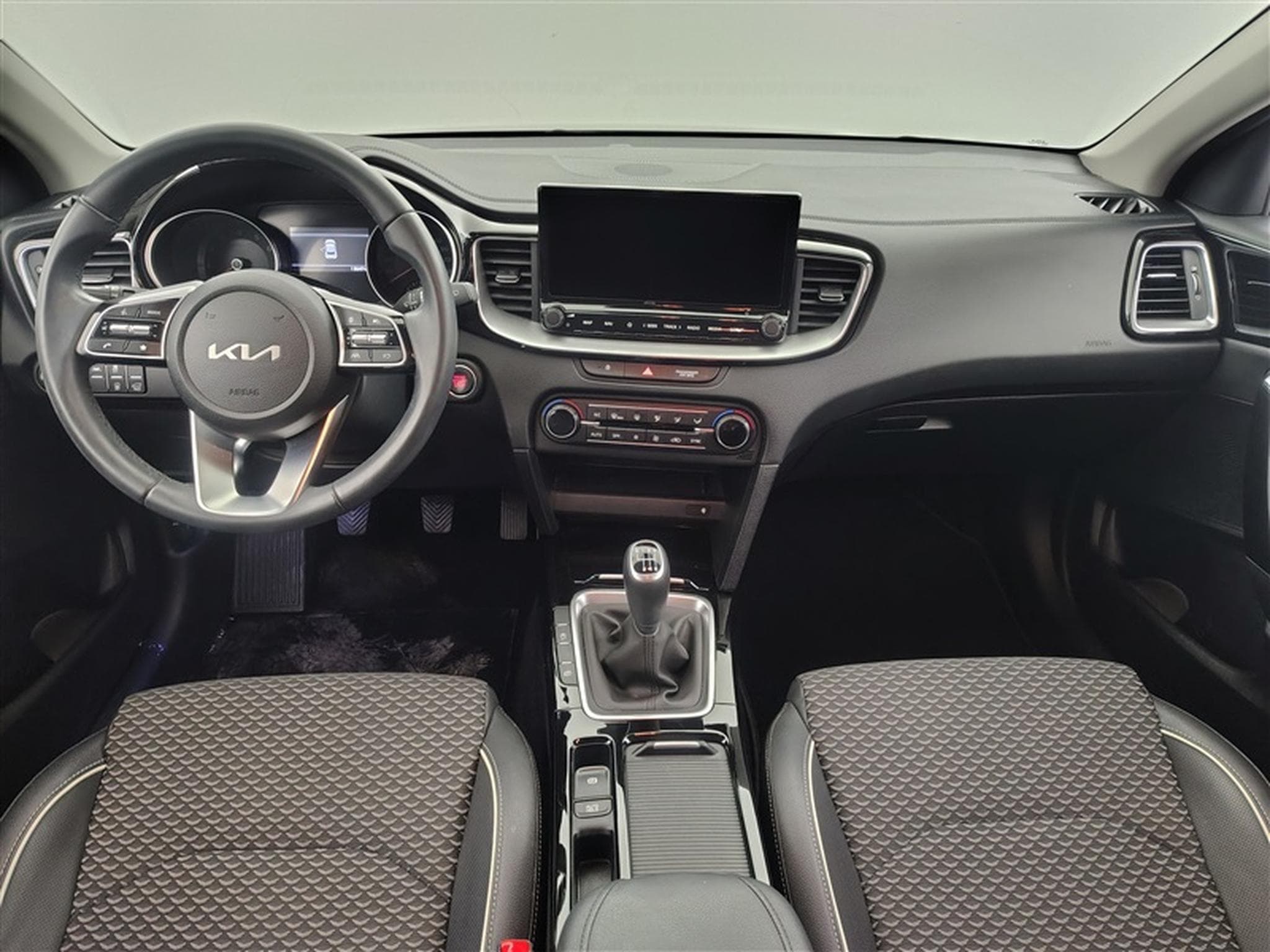 Kia XCeed XCeed 1.0 T-GDi Pulse ISG CAM/CARPLAY/KEYLESS (2025) - Photo 8