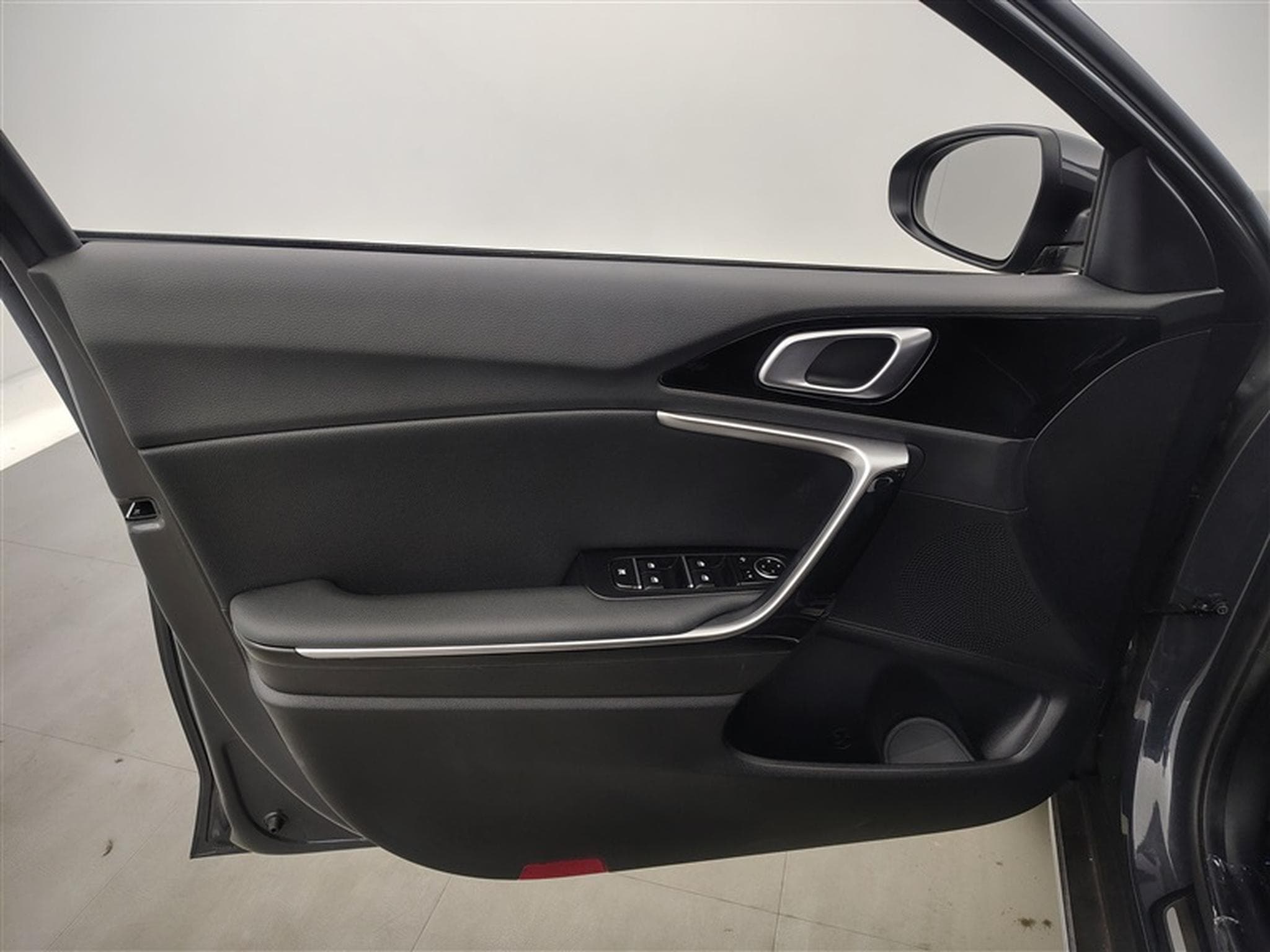 Kia XCeed XCeed 1.0 T-GDi Pulse ISG CAM/CARPLAY/KEYLESS (2025) - Photo 17