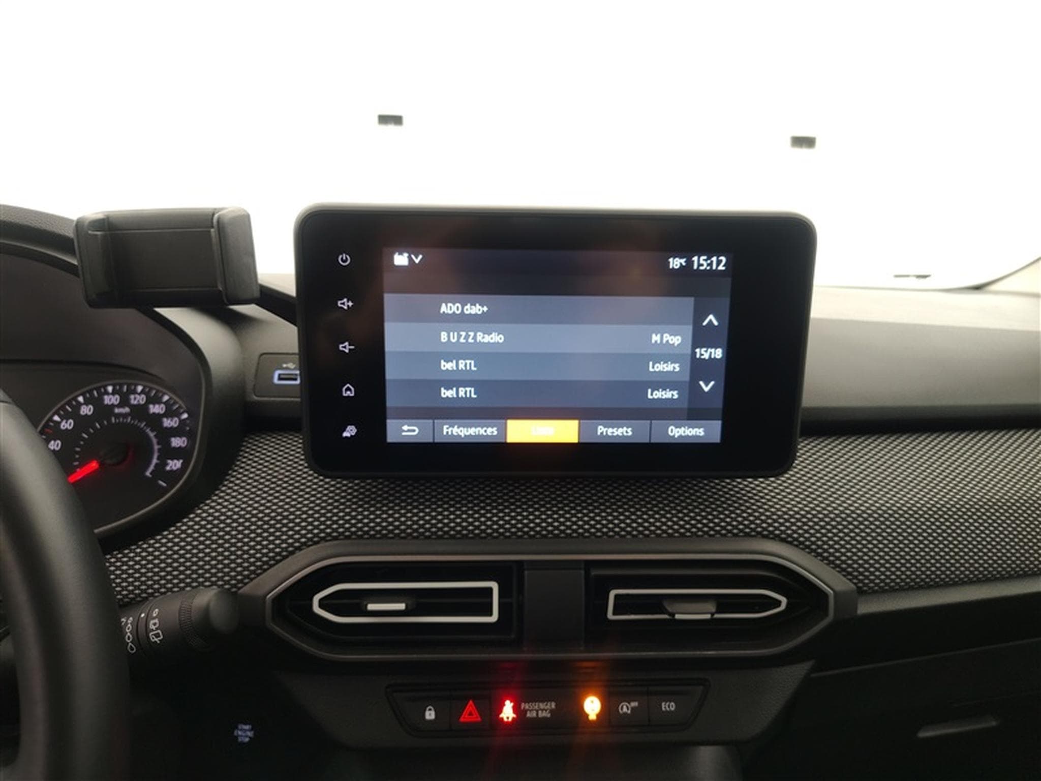 Dacia Sandero 1.0 TCe Journey CARPLAY / FULL LED / PDC AV-AR (2025) - Photo 11