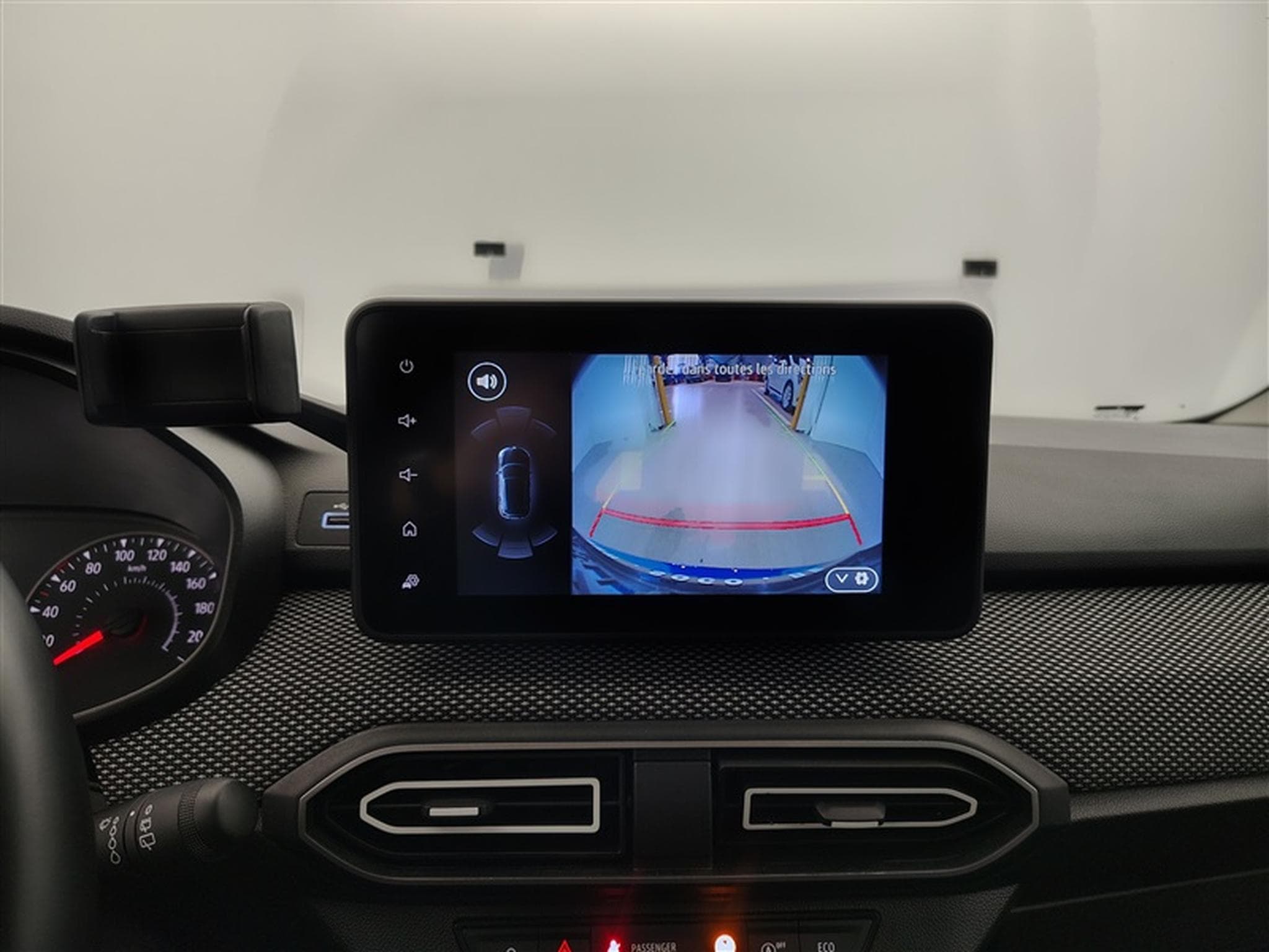 Dacia Sandero 1.0 TCe Journey CARPLAY / FULL LED / PDC AV-AR (2025) - Photo 17