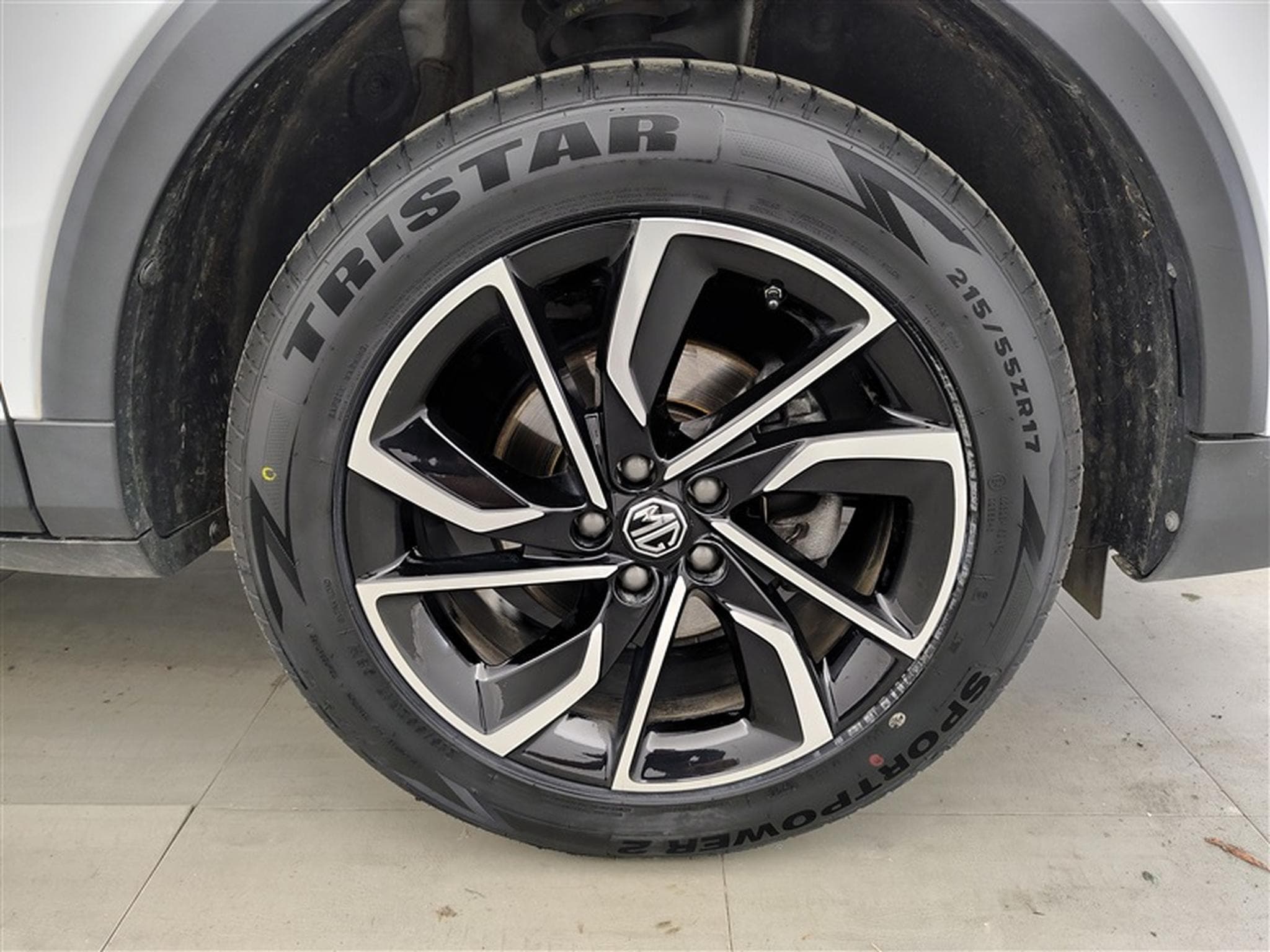 MG ZS 1.0 T-GDi Luxury AT (2024) - Photo 5