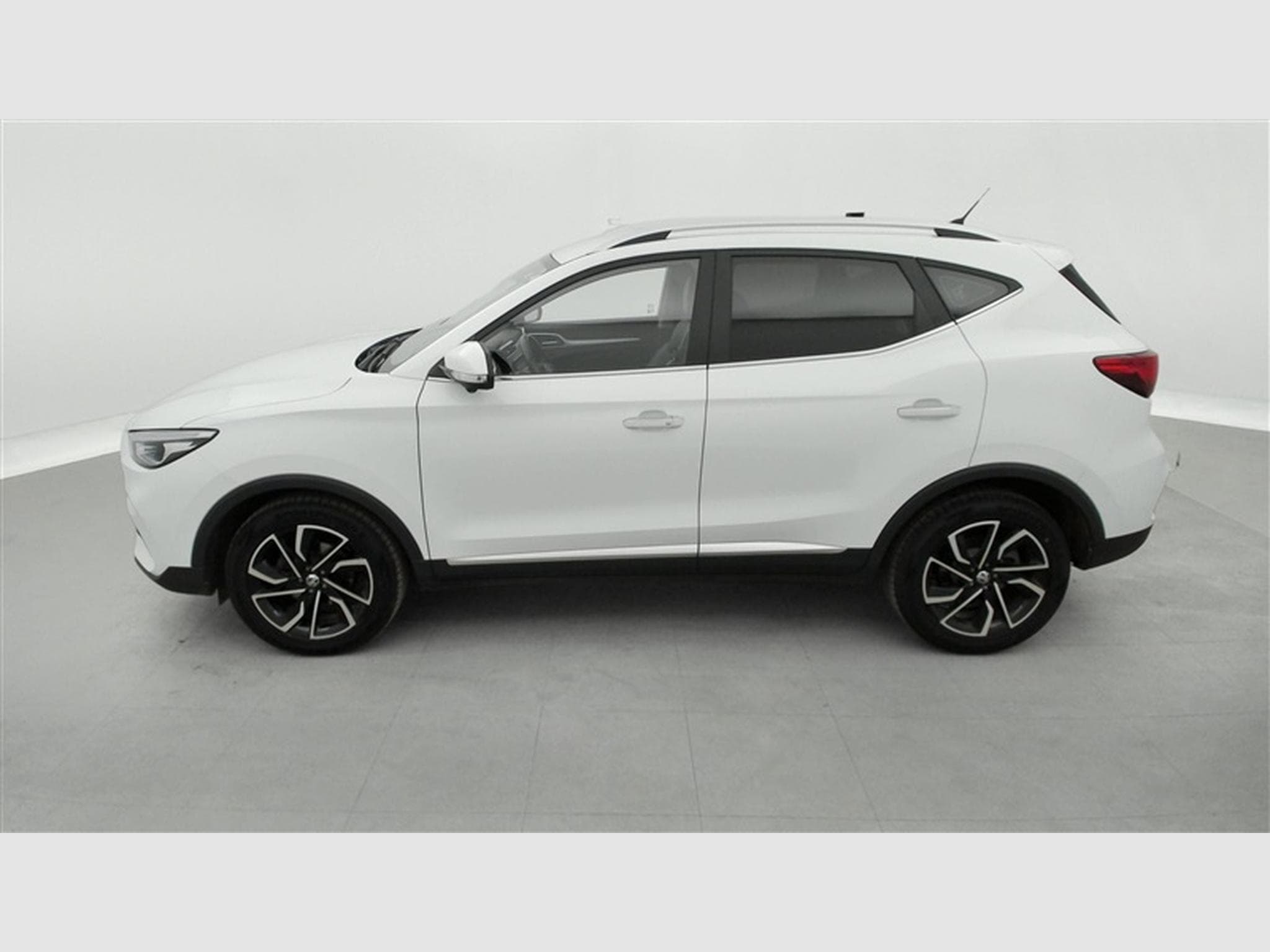 MG ZS 1.0 T-GDi Luxury AT (2024) - Photo 3