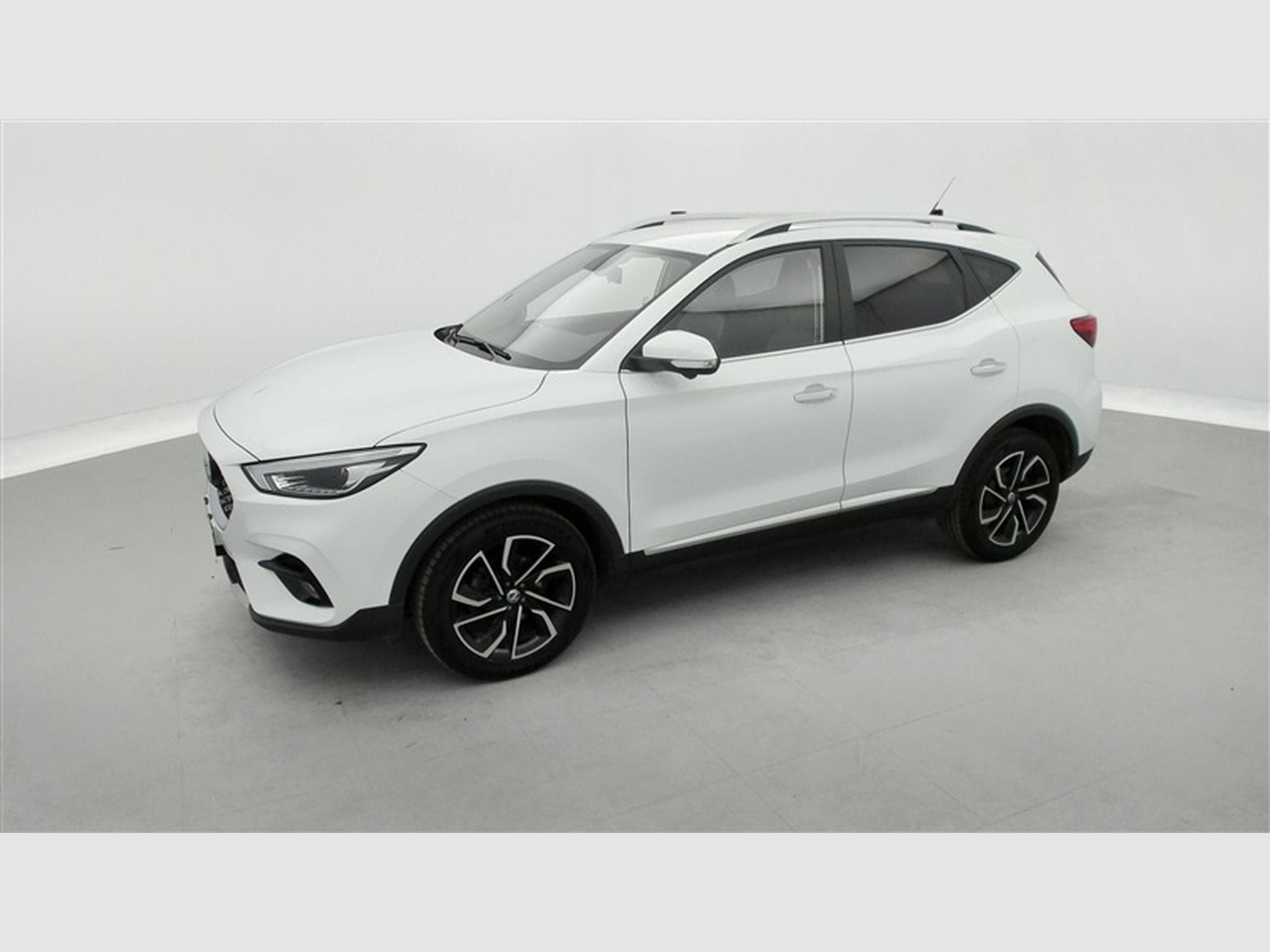 MG ZS 1.0 T-GDi Luxury AT (2024) - Photo 20