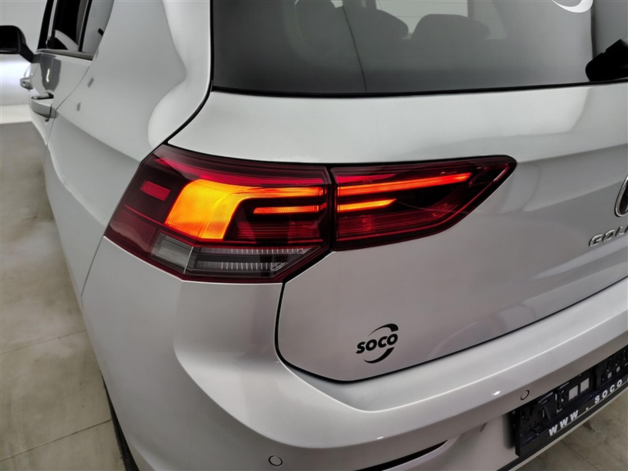 VW Golf 1.0 eTSI Move OPF DSG (2023) - Photo 16