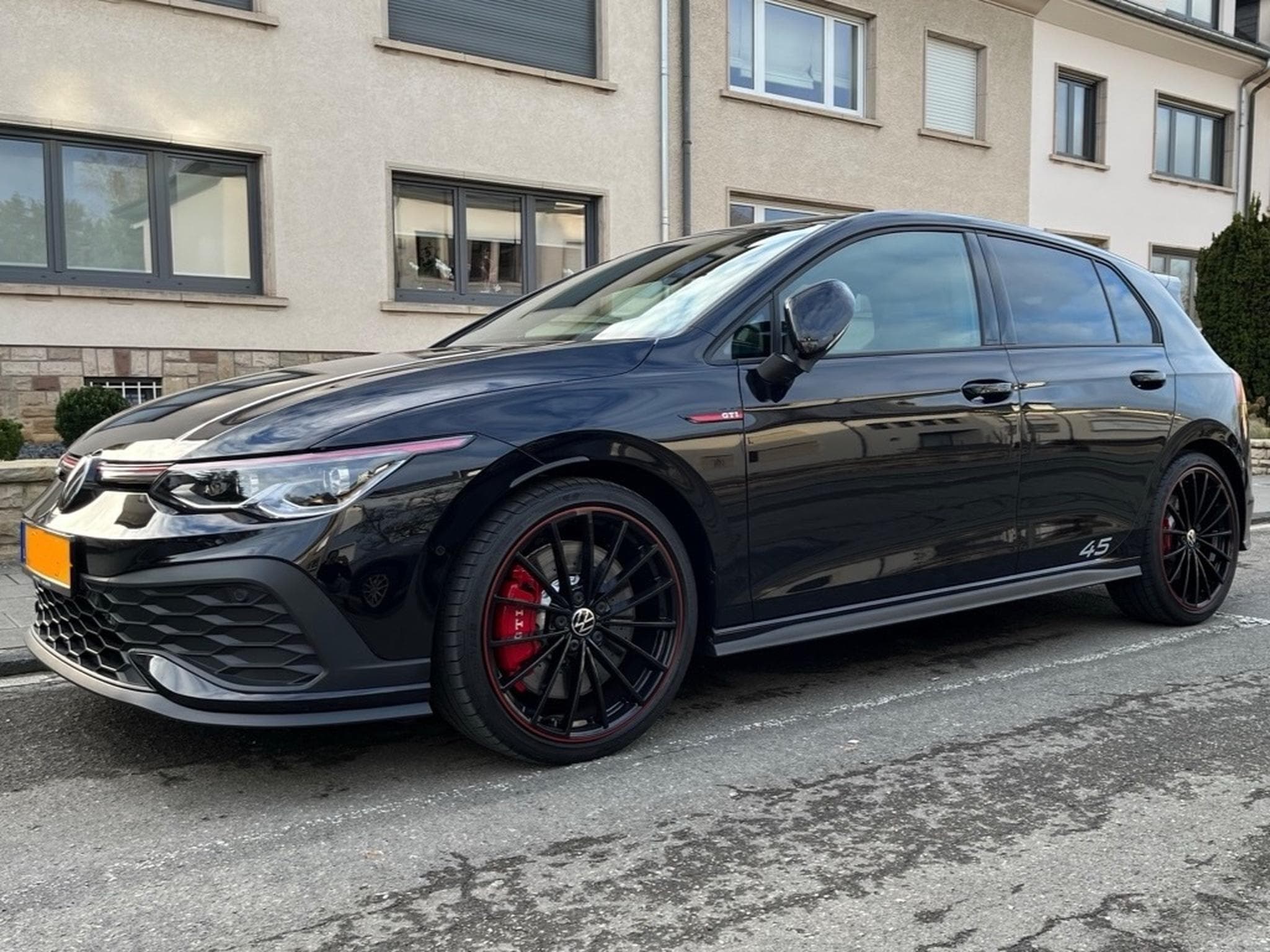 VW GTI Edition 45 (2022) - Photo 1