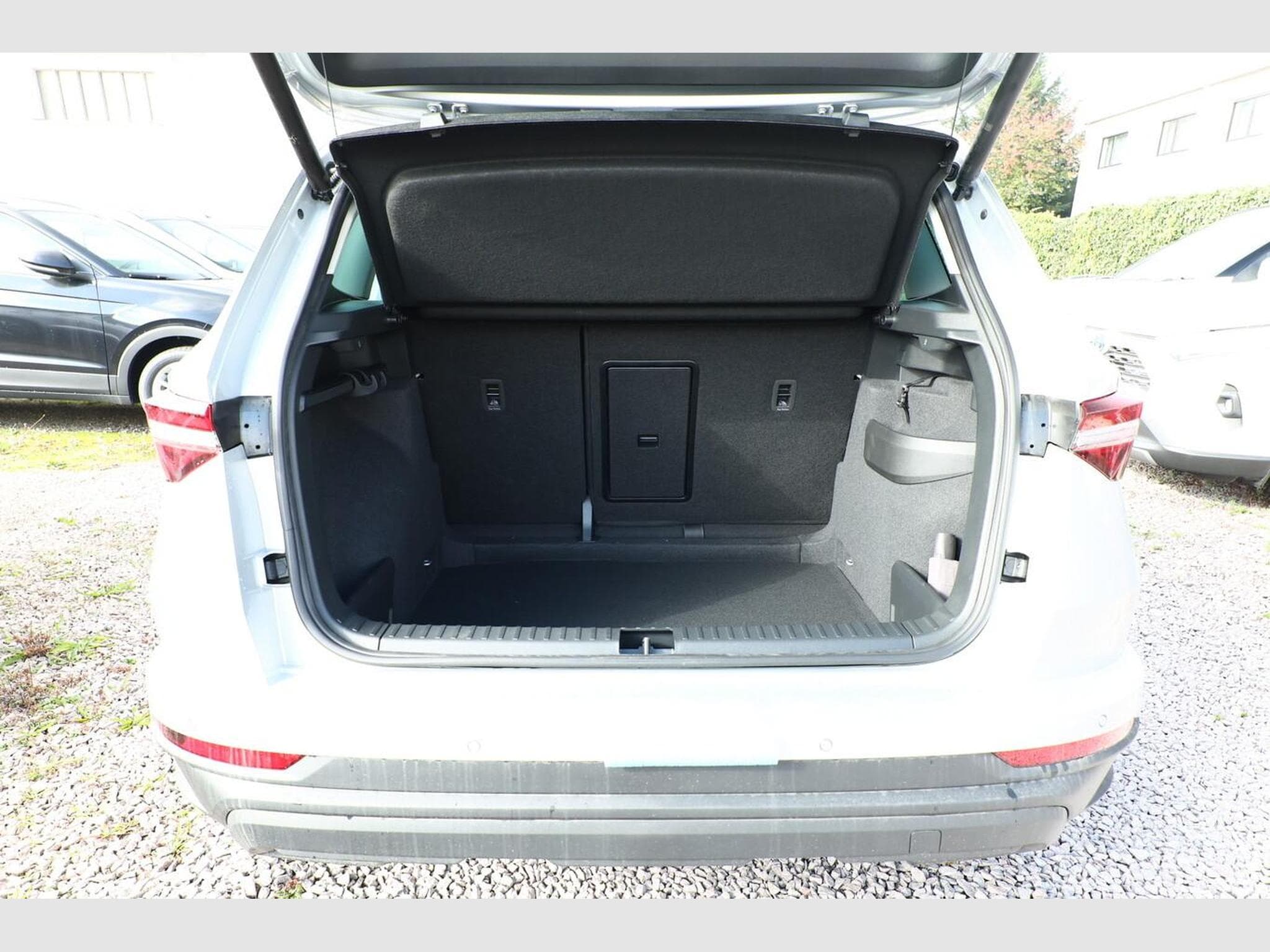 Skoda Karoq Selection (2025) - Foto 11