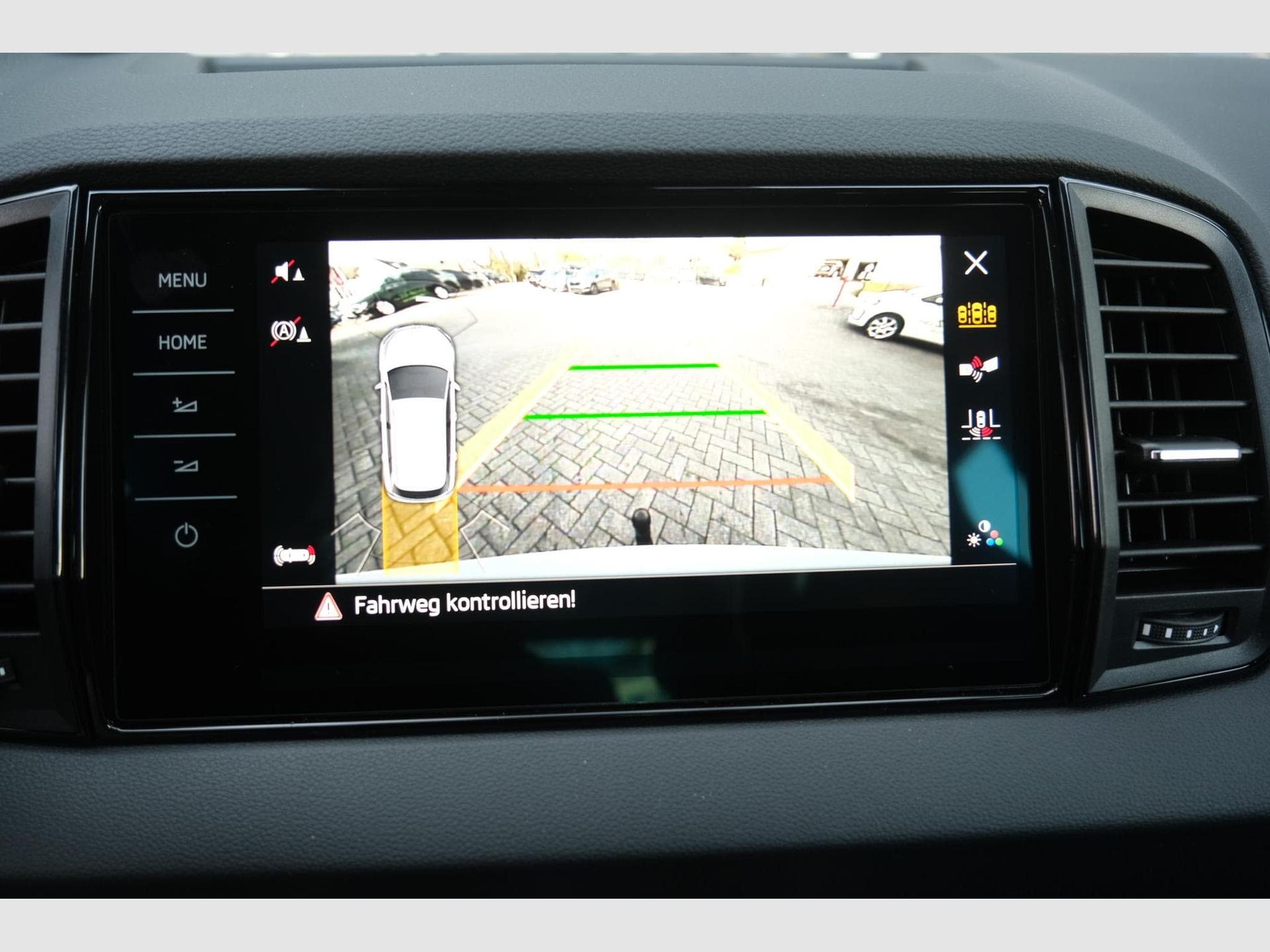 Skoda Karoq 1.5 TSI DSG (2026) - Foto 15