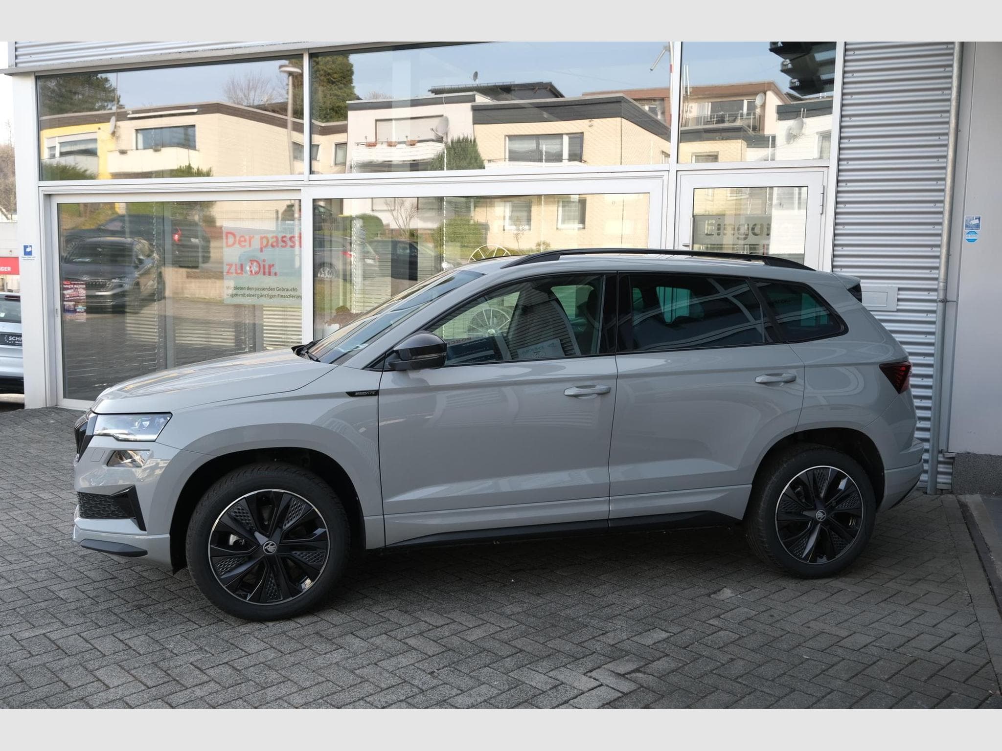 Skoda Karoq 1.5 TSI DSG (2026) - Foto 2