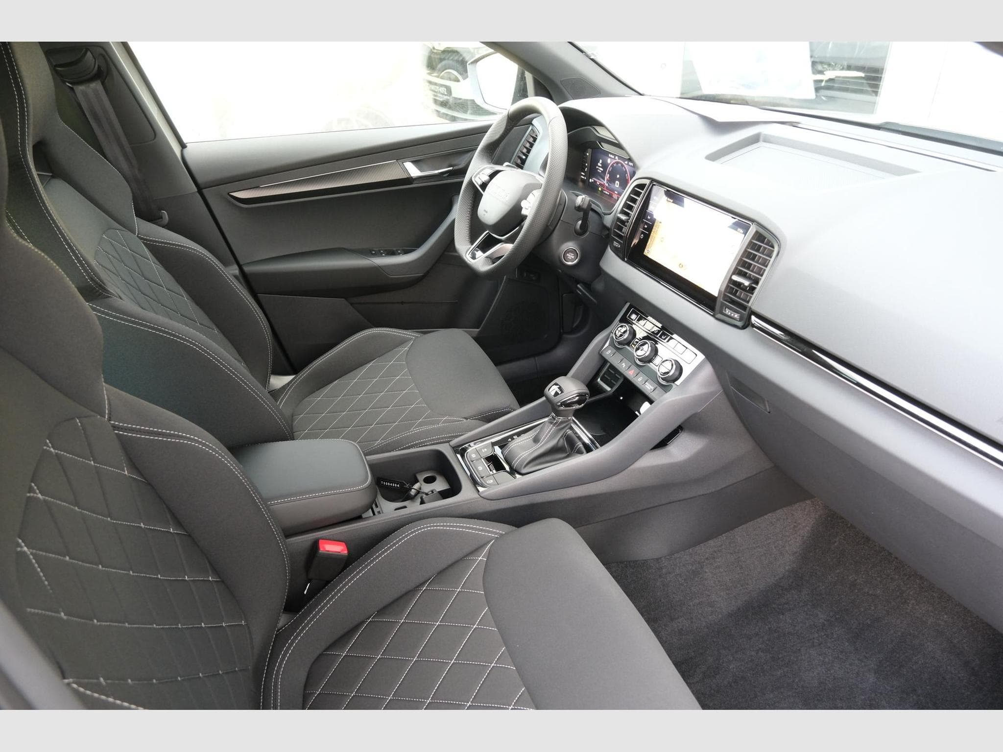 Skoda Karoq 1.5 TSI DSG (2026) - Foto 21