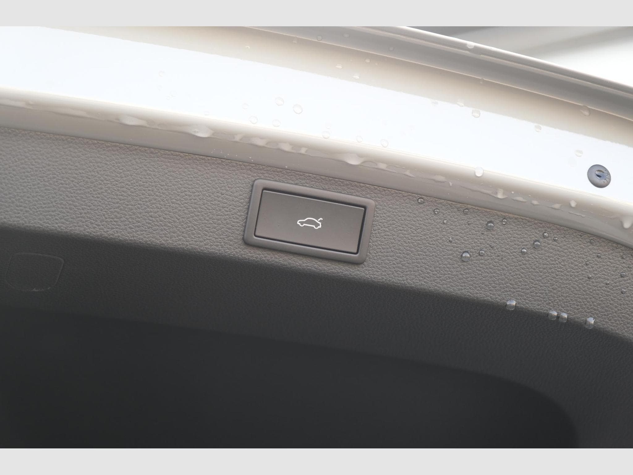 Skoda Karoq 1.5 TSI DSG (2026) - Foto 25