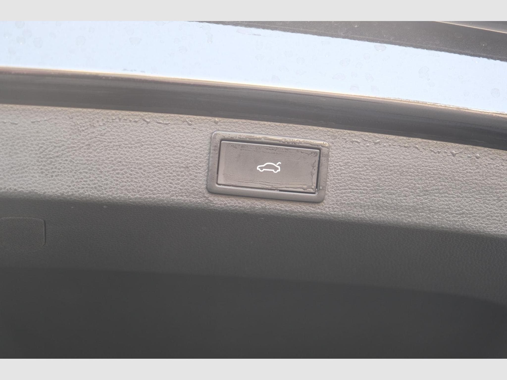 Skoda Karoq 1.5 TSI DSG (2026) - Foto 23