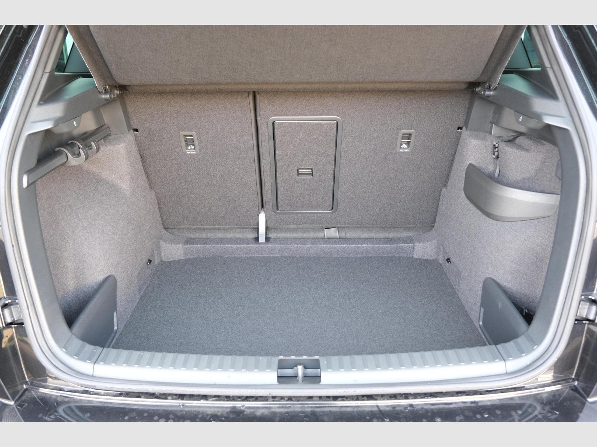 Skoda Karoq 1.5 TSI DSG (2026) - Foto 8