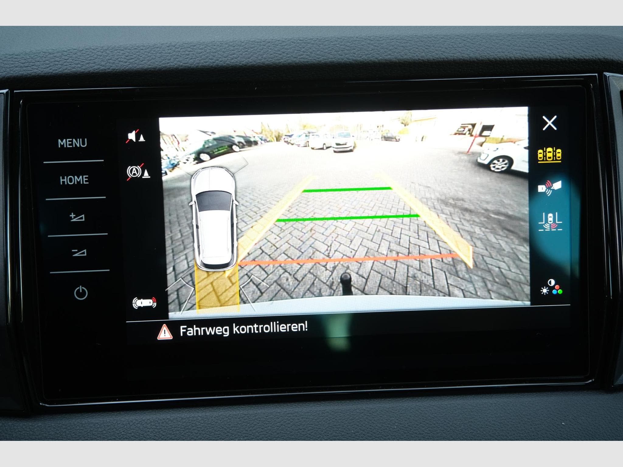 Skoda Karoq 1.5 TSI DSG (2026) - Foto 15