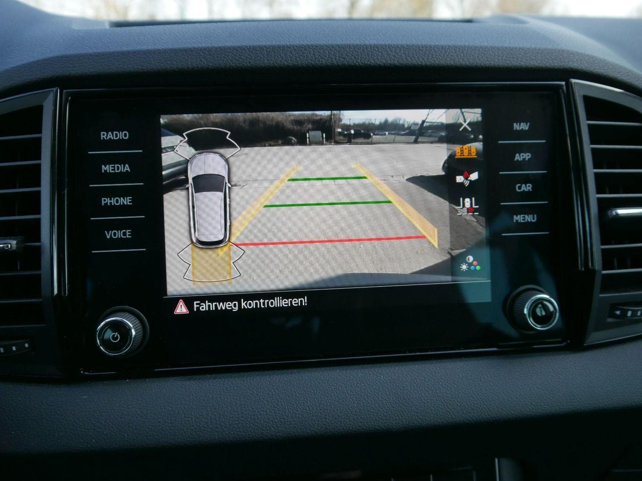 Skoda Karoq Selection (2025) - Foto 15