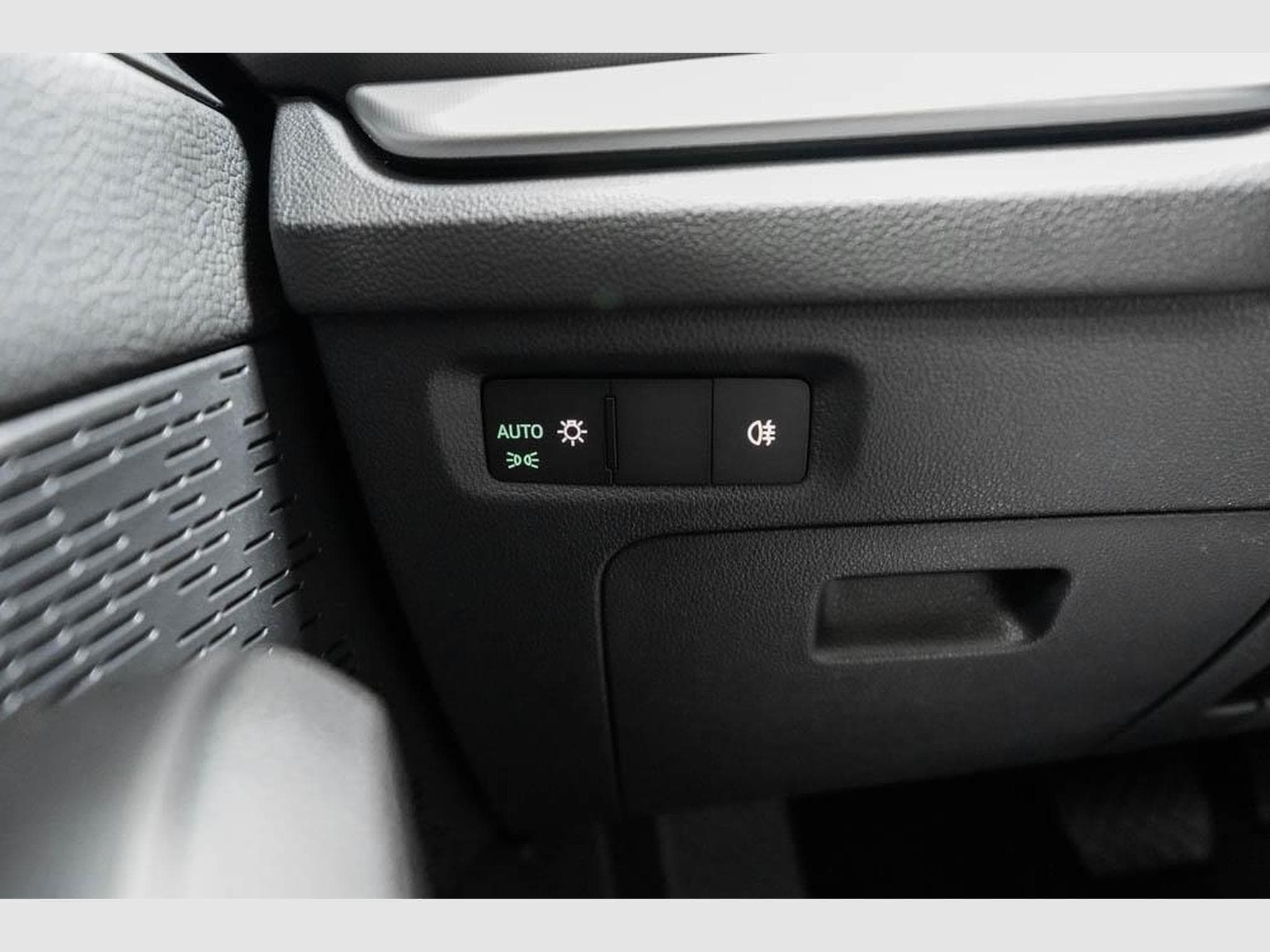 Skoda Octavia Kombi 1,5 TSI (2026) - Photo 11