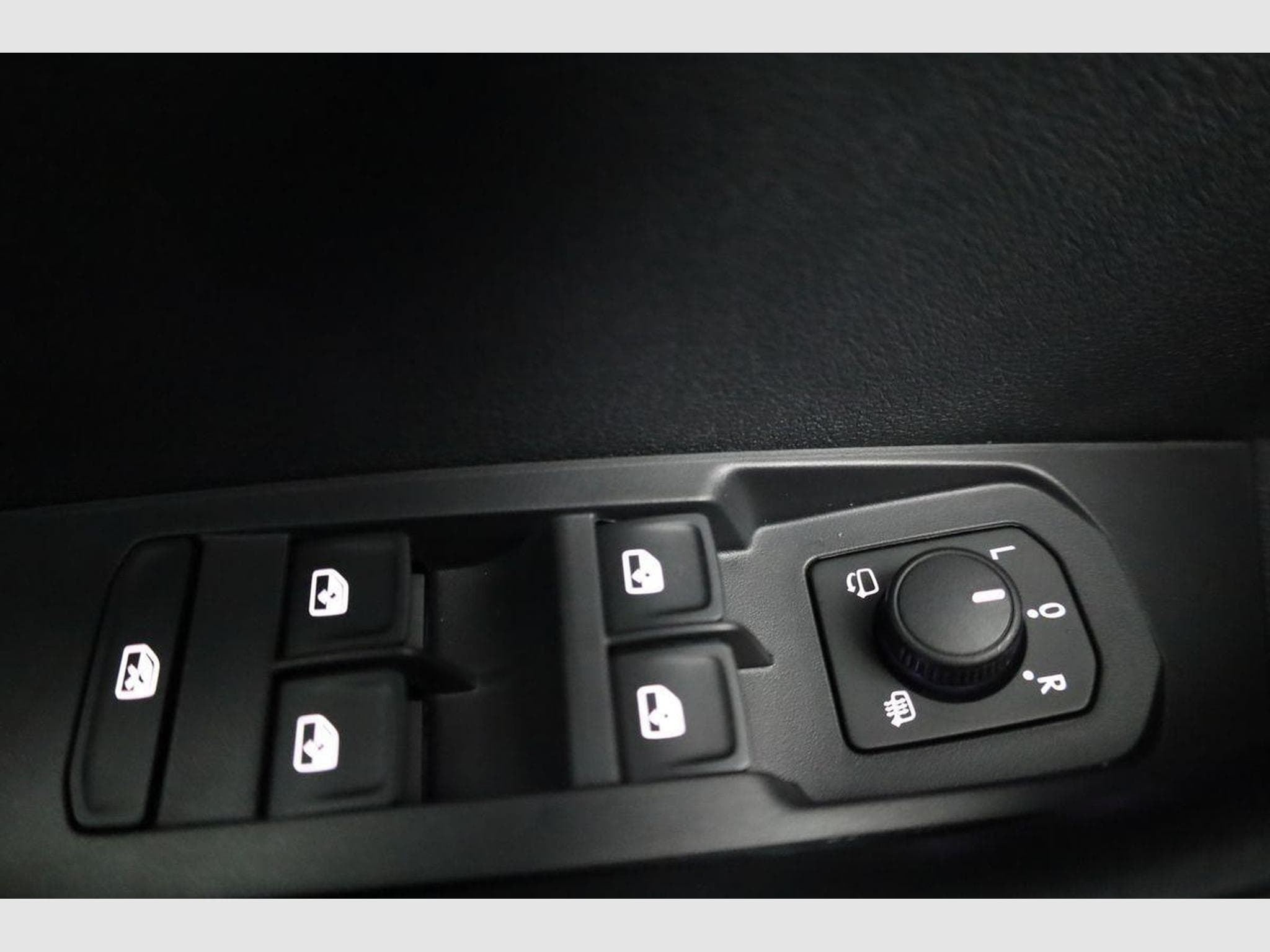 Skoda Karoq Selection (2026) - Foto 7