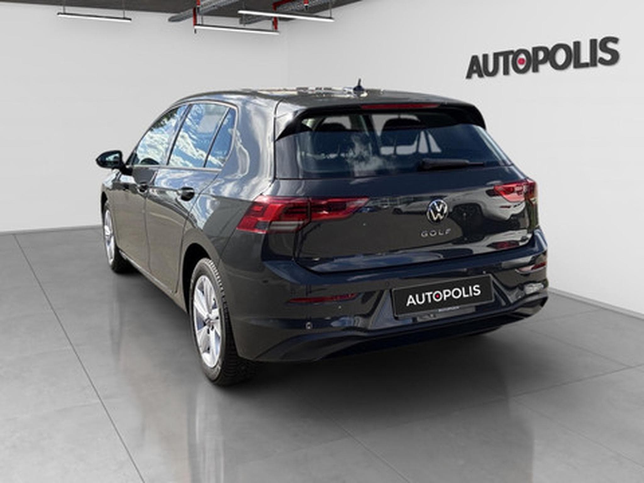 VW Golf VIII 1.0 TSI 96kW Life (2023) - Photo 21