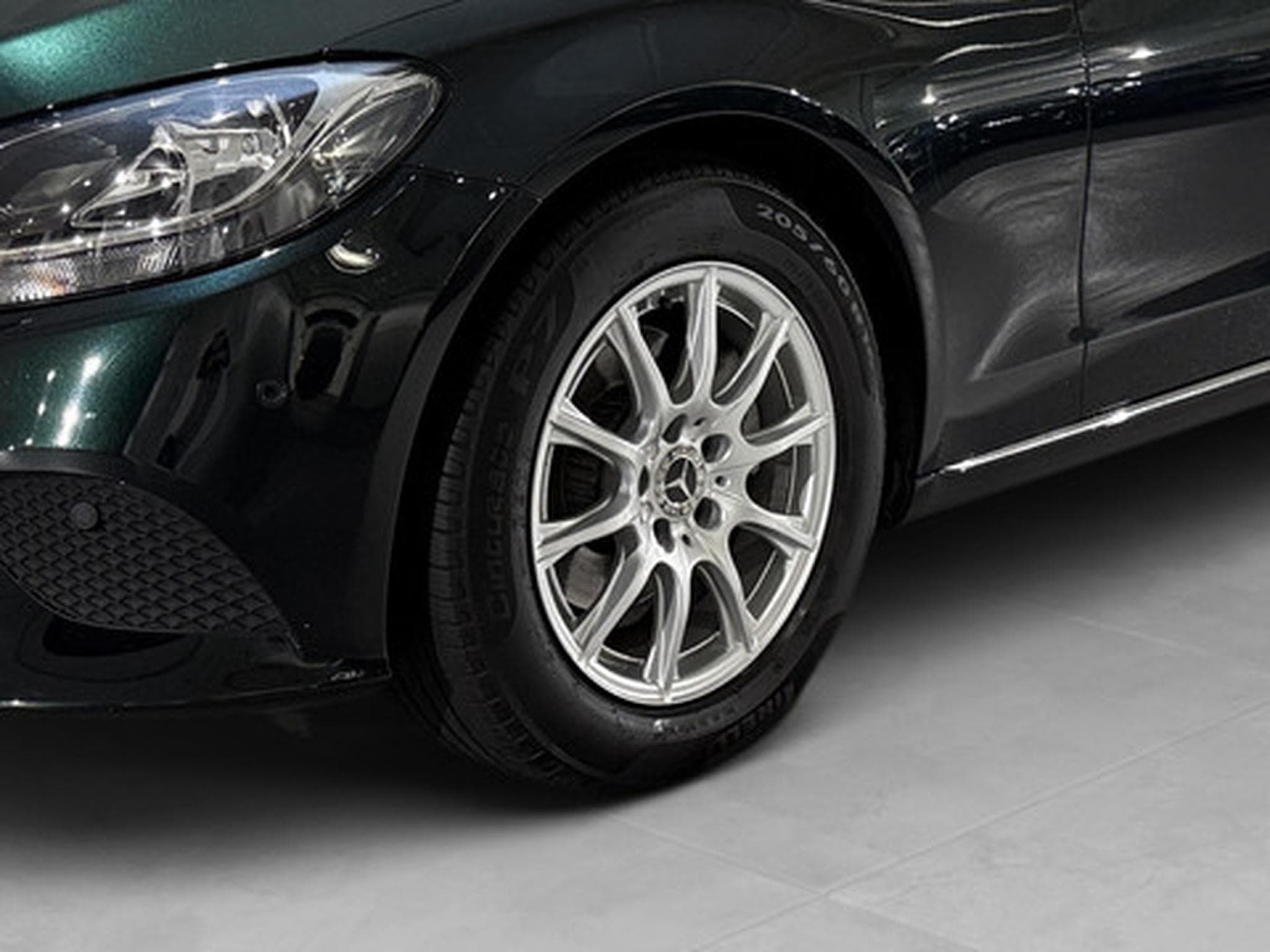 Mercedes C 200 Berline C d (2019) - Photo 20