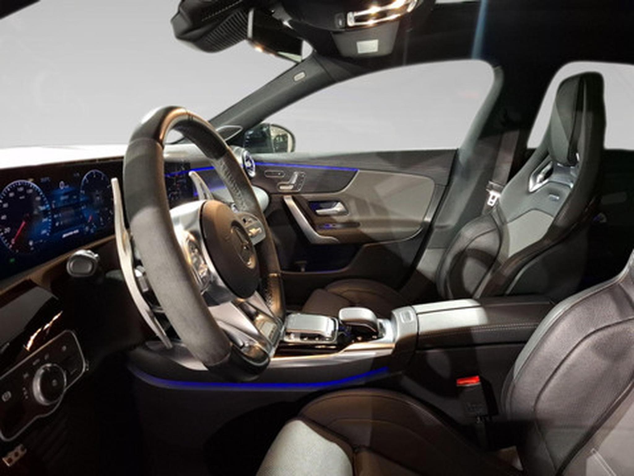 Mercedes CLA 2.0 CLA35 AMG (2019) - Foto 4