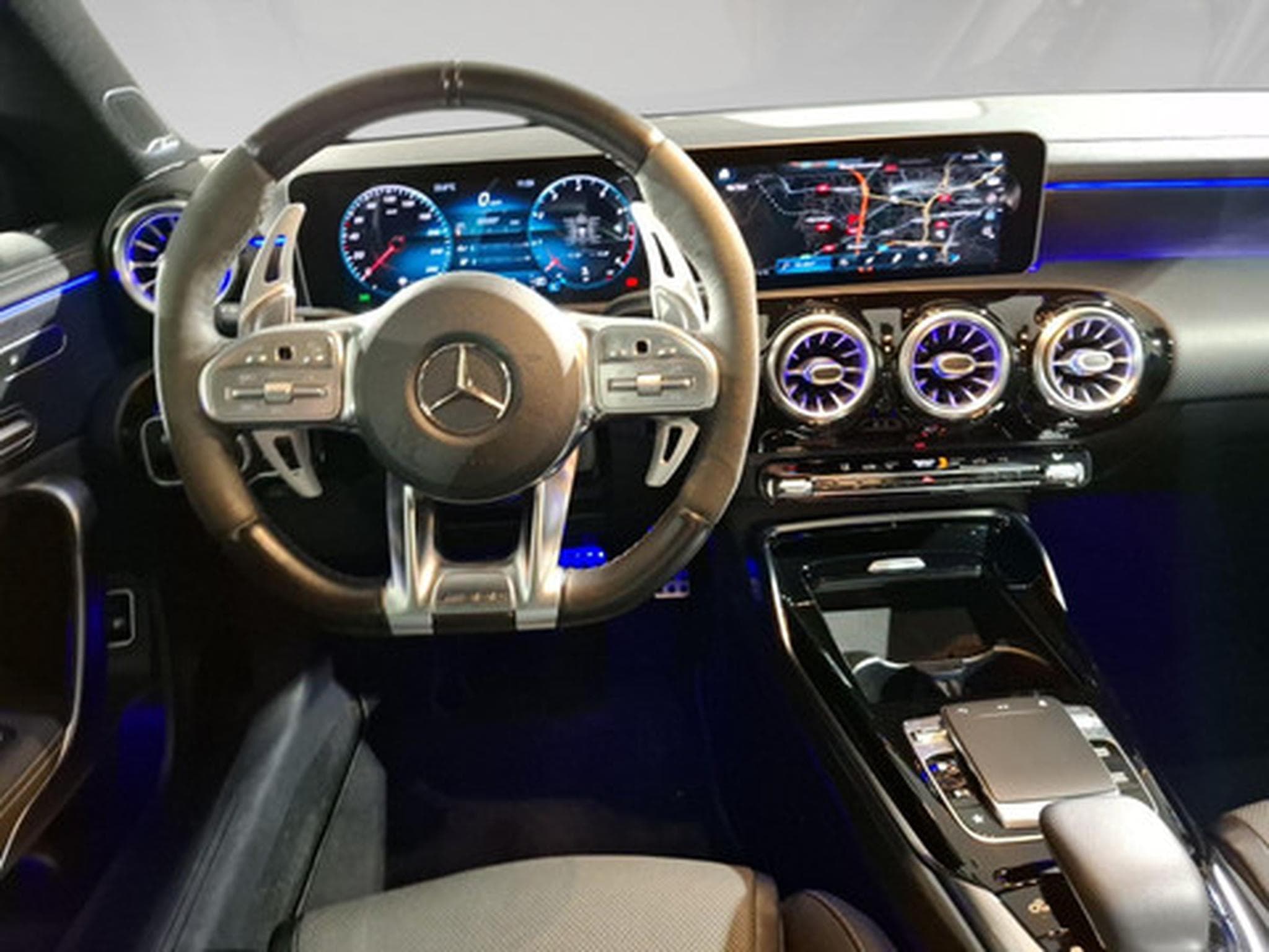 Mercedes CLA 2.0 CLA35 AMG (2019) - Foto 6