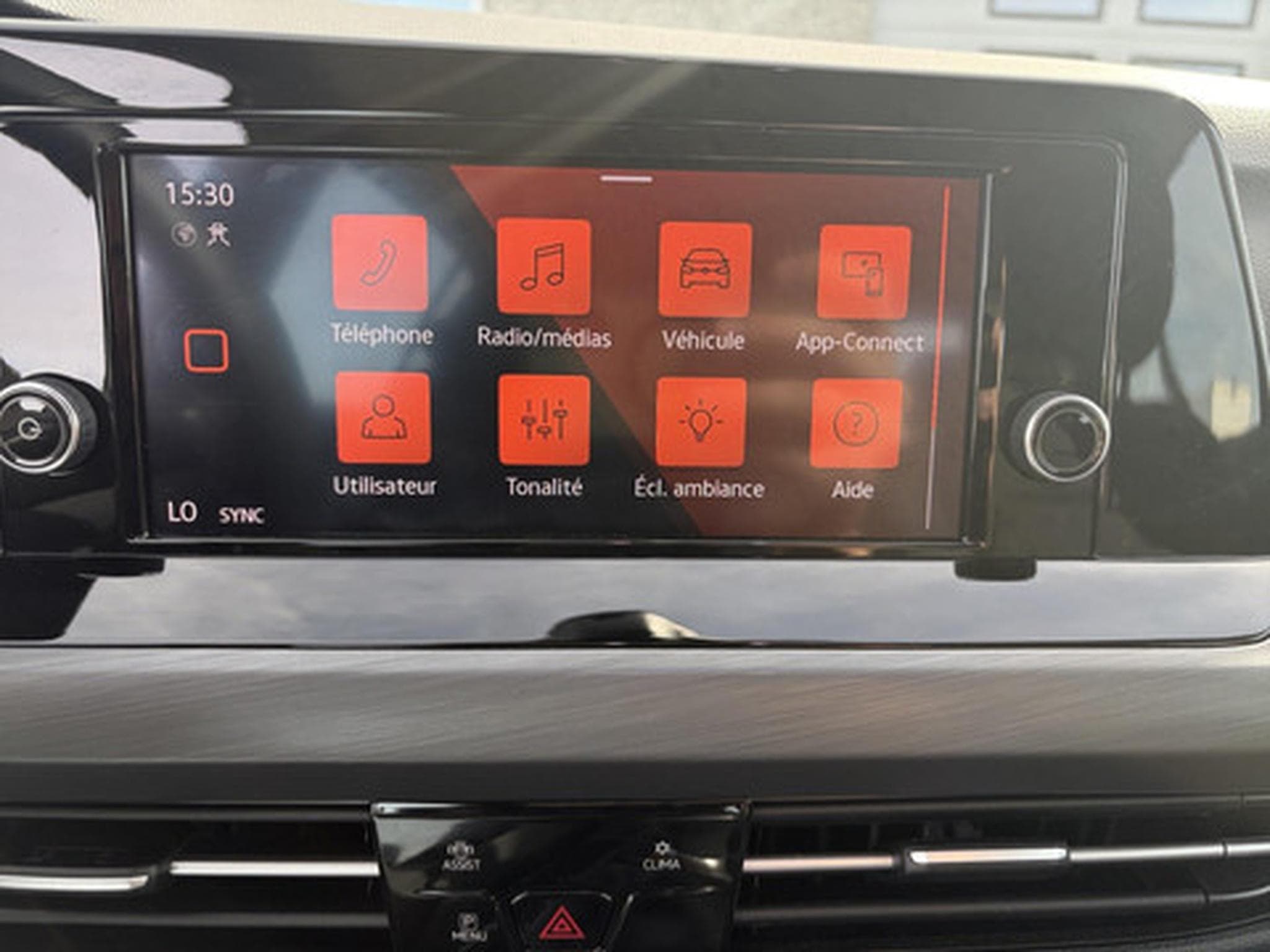 VW Golf VIII 1.5 TSI 96kW Style (2024) - Photo 3