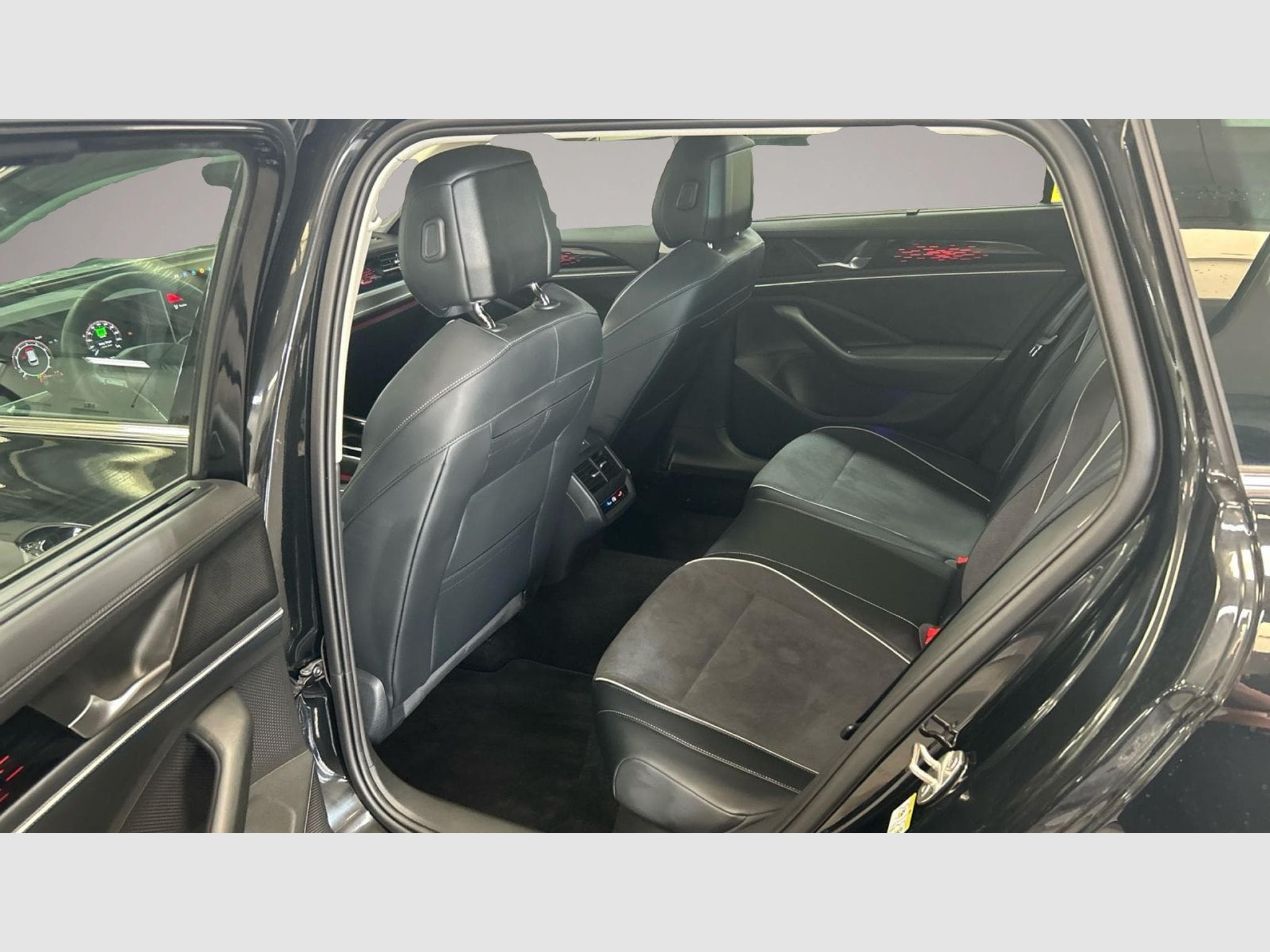 VW Passat (2026) - Photo 11