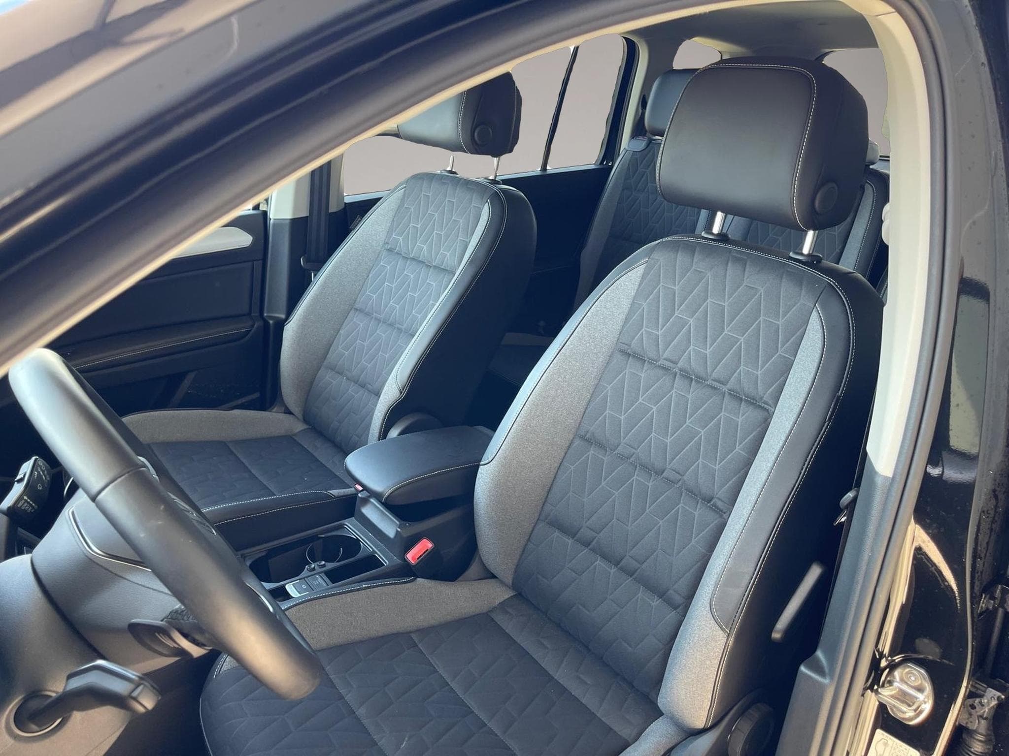 VW Touran (2026) - Photo 4