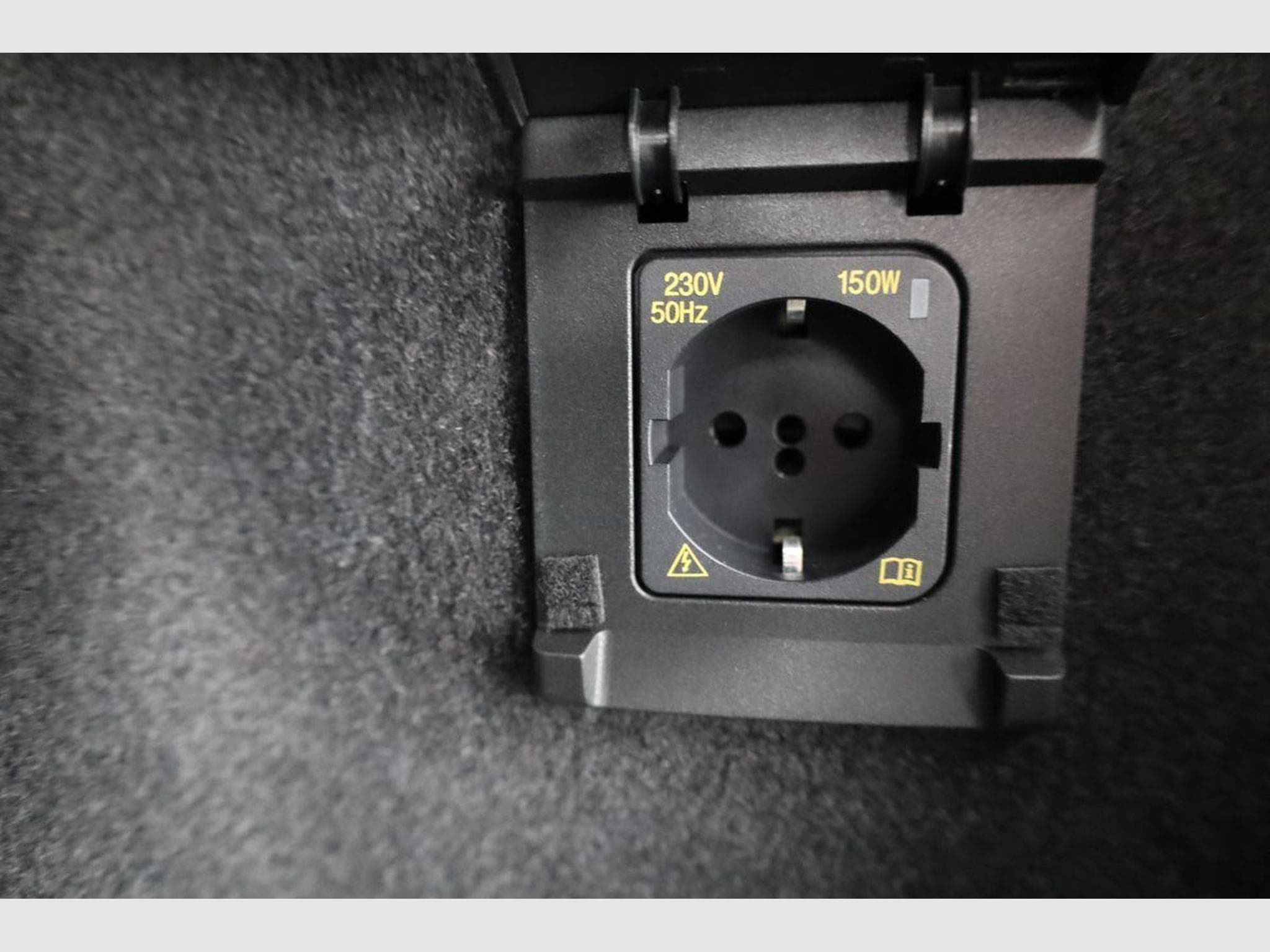 VW Tayron 1.5 TSI eHybrid 150 kW Life (2025) - Photo 13