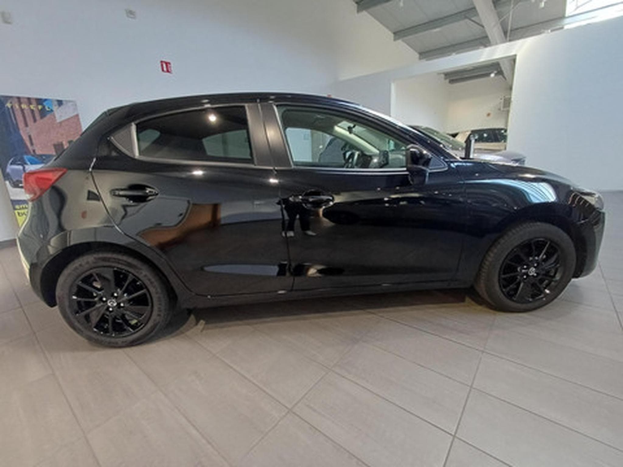 Mazda 2 HOMURA (2024) - Photo 7