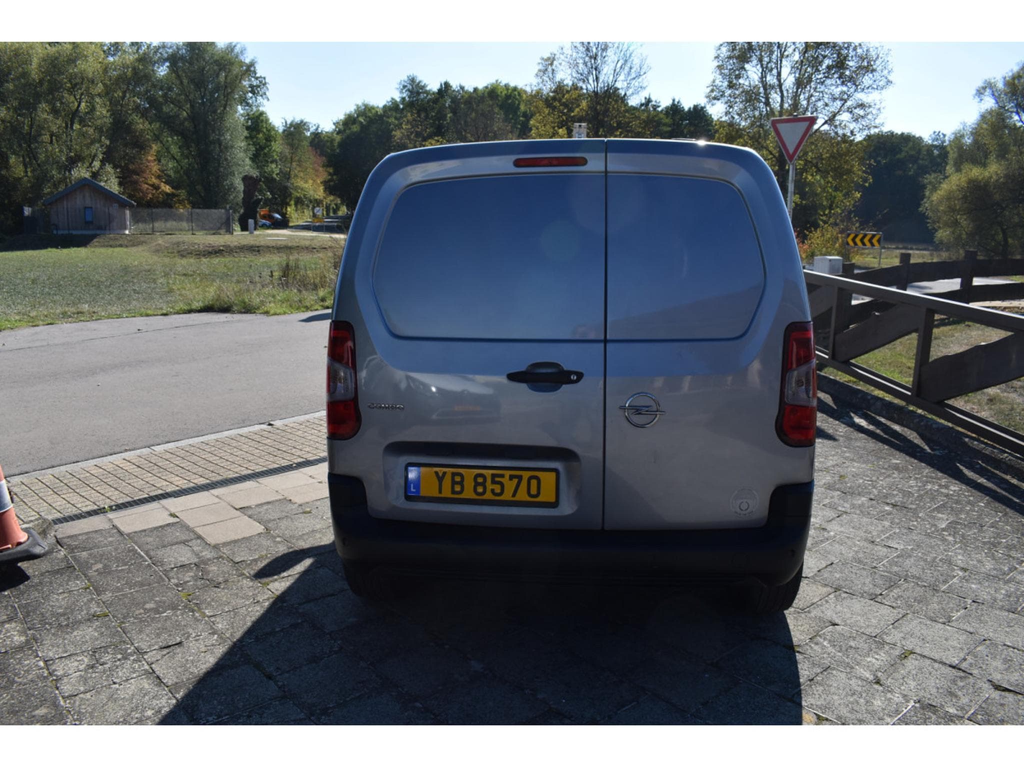 Opel Combo Cargo 1,5 CDi Clim (2020) - Photo 5