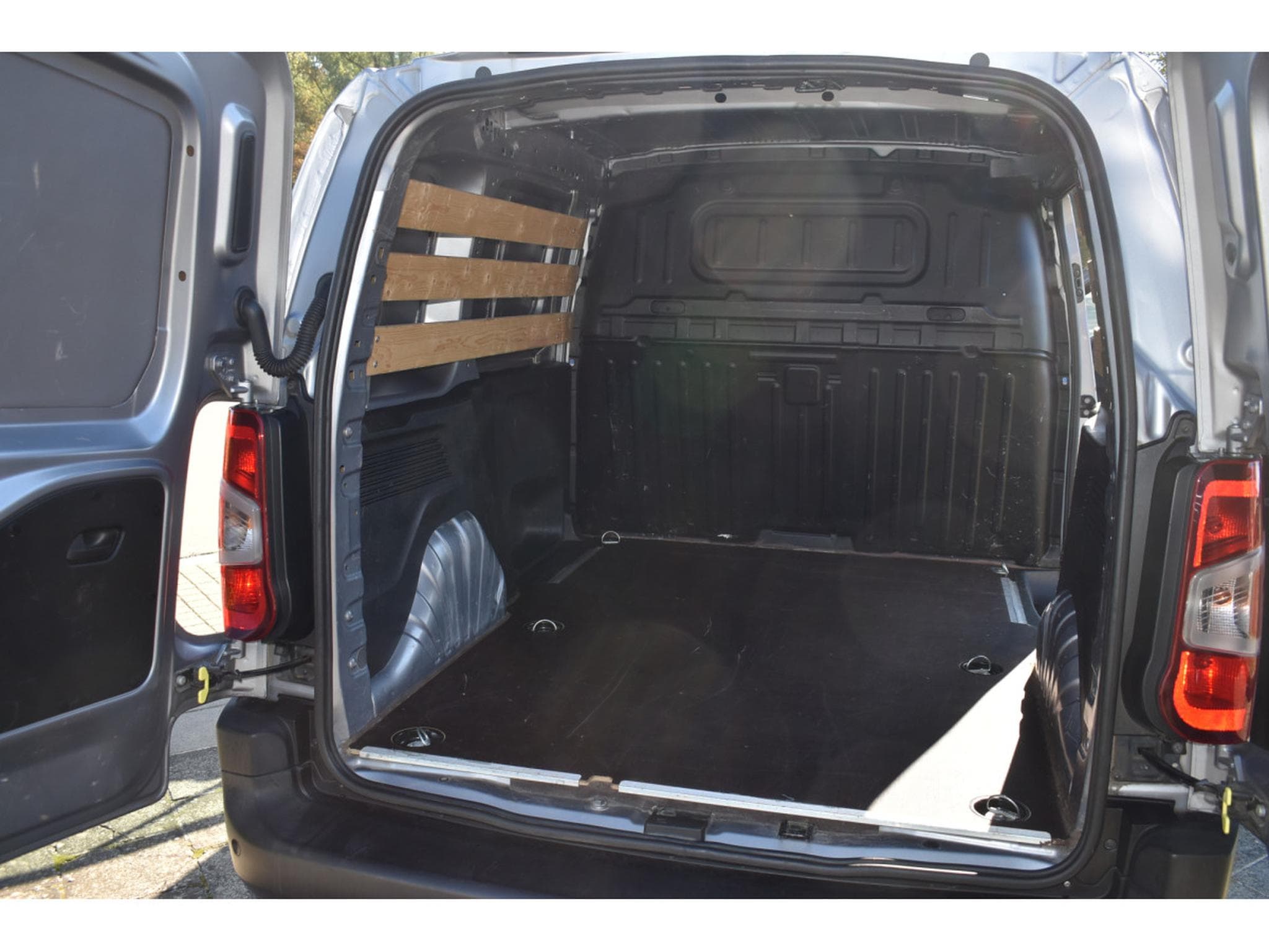 Opel Combo Cargo 1,5 CDi Clim (2020) - Photo 7